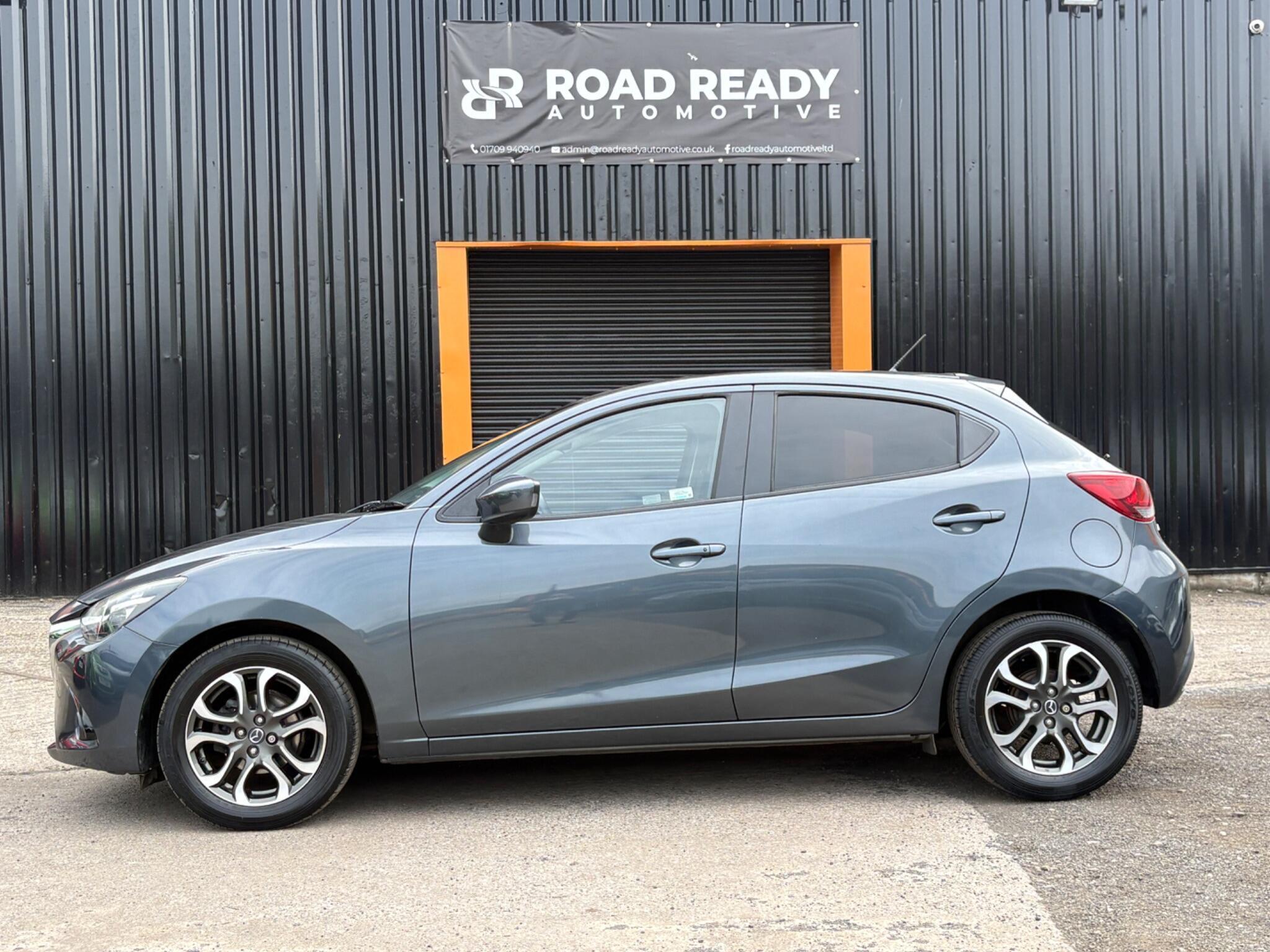 Mazda MAZDA2 - Image 7
