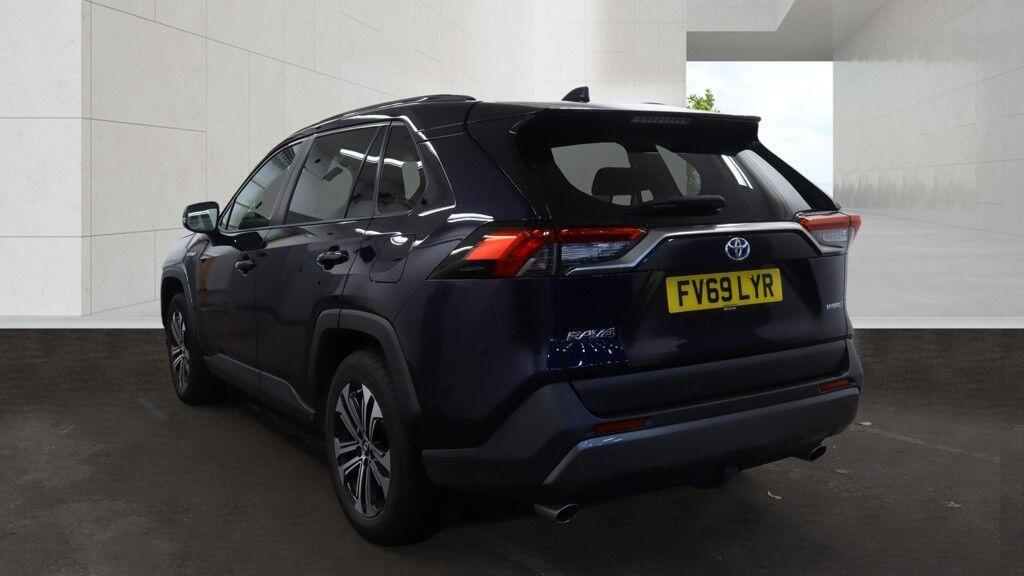 Toyota RAV4 - Image 3