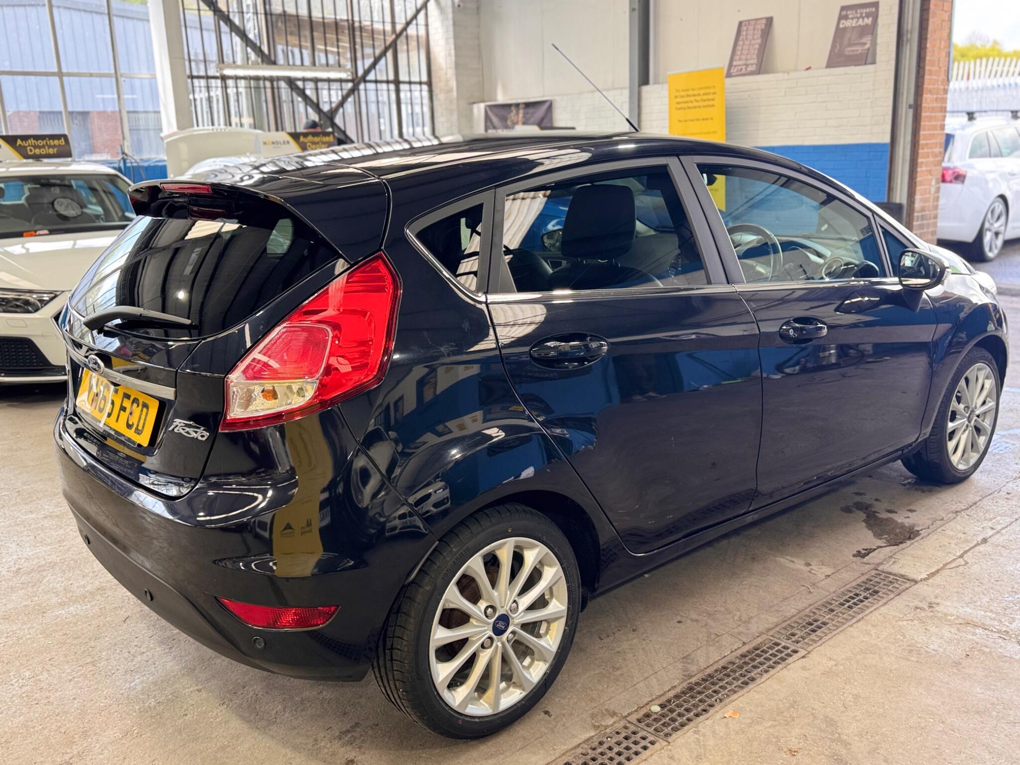 Ford Fiesta - Image 7