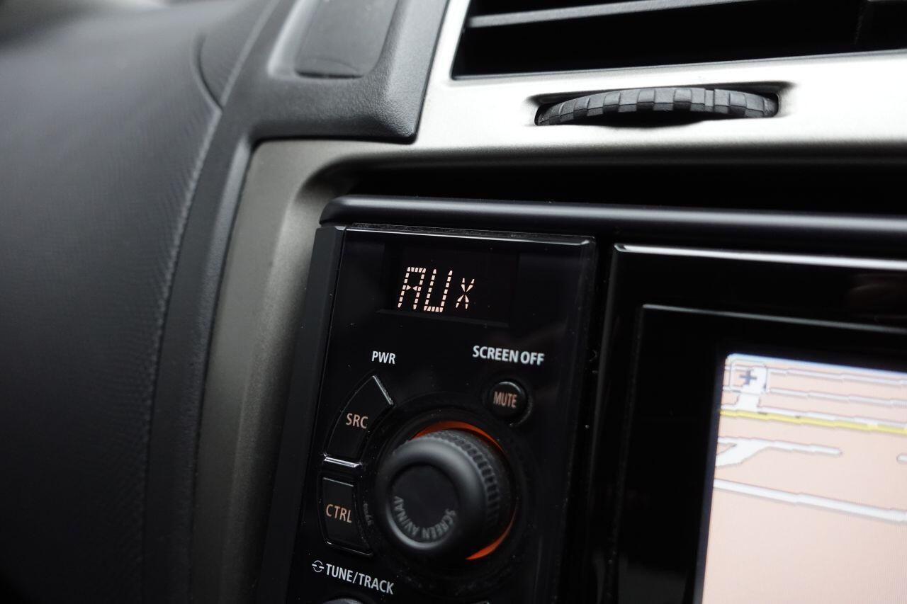 Toyota Yaris - Image 21