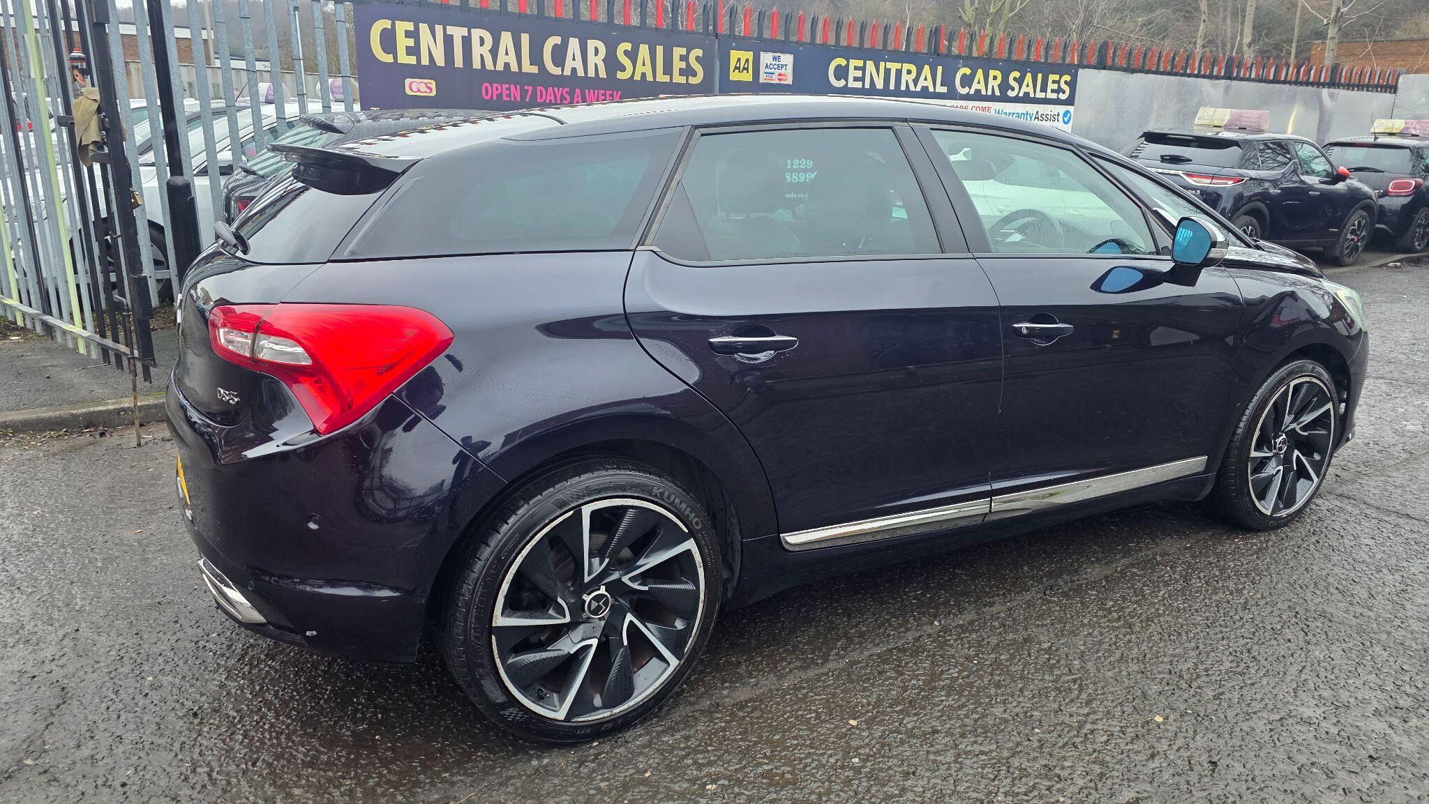 DS AUTOMOBILES DS 5 - Image 11