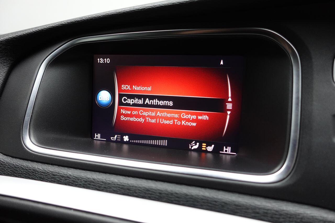 Volvo V40 - Image 24