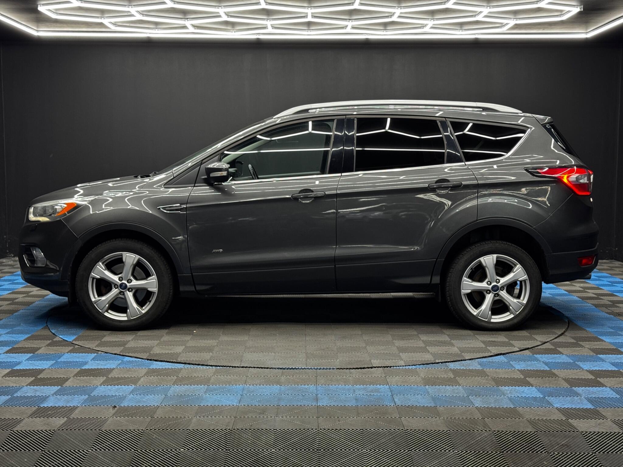 Ford Kuga - Image 8