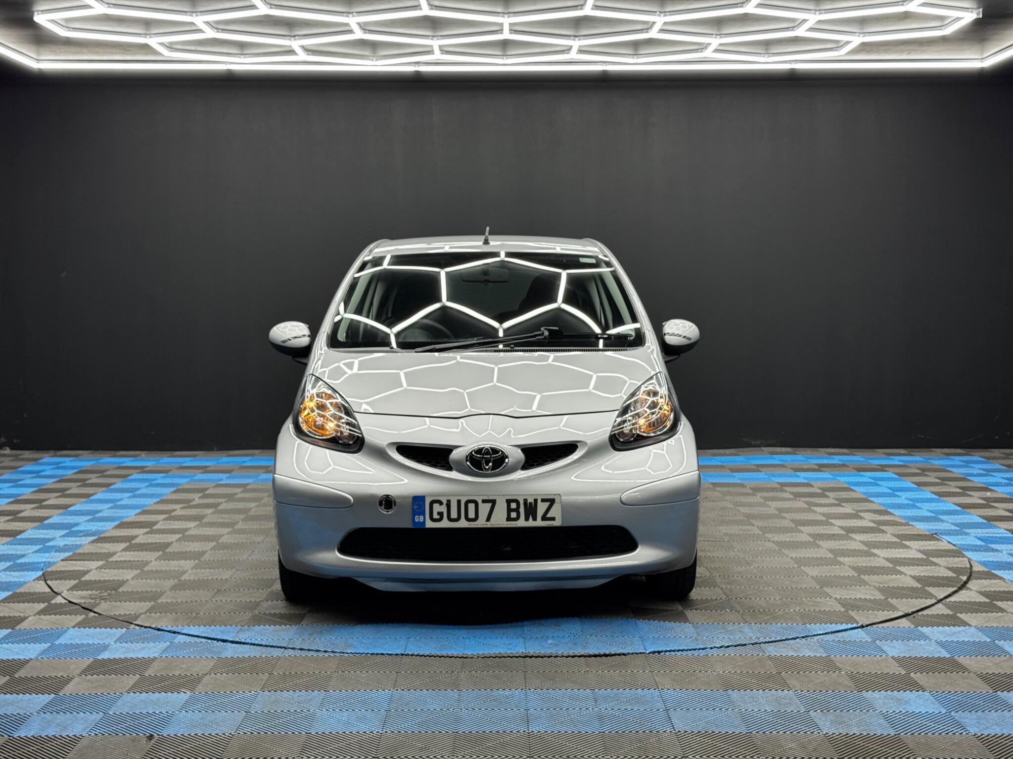 Toyota Aygo - Image 2