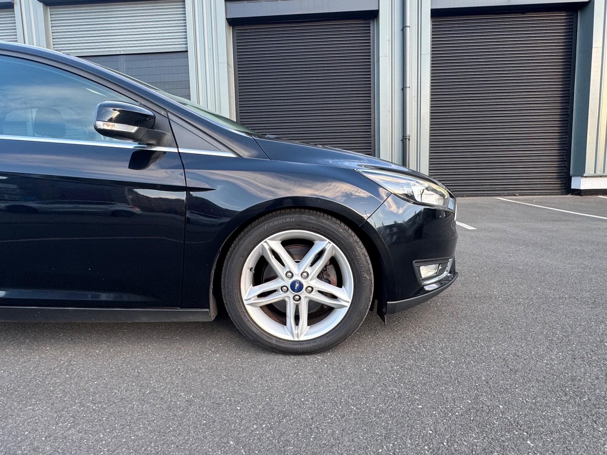 Ford Focus - Image 2