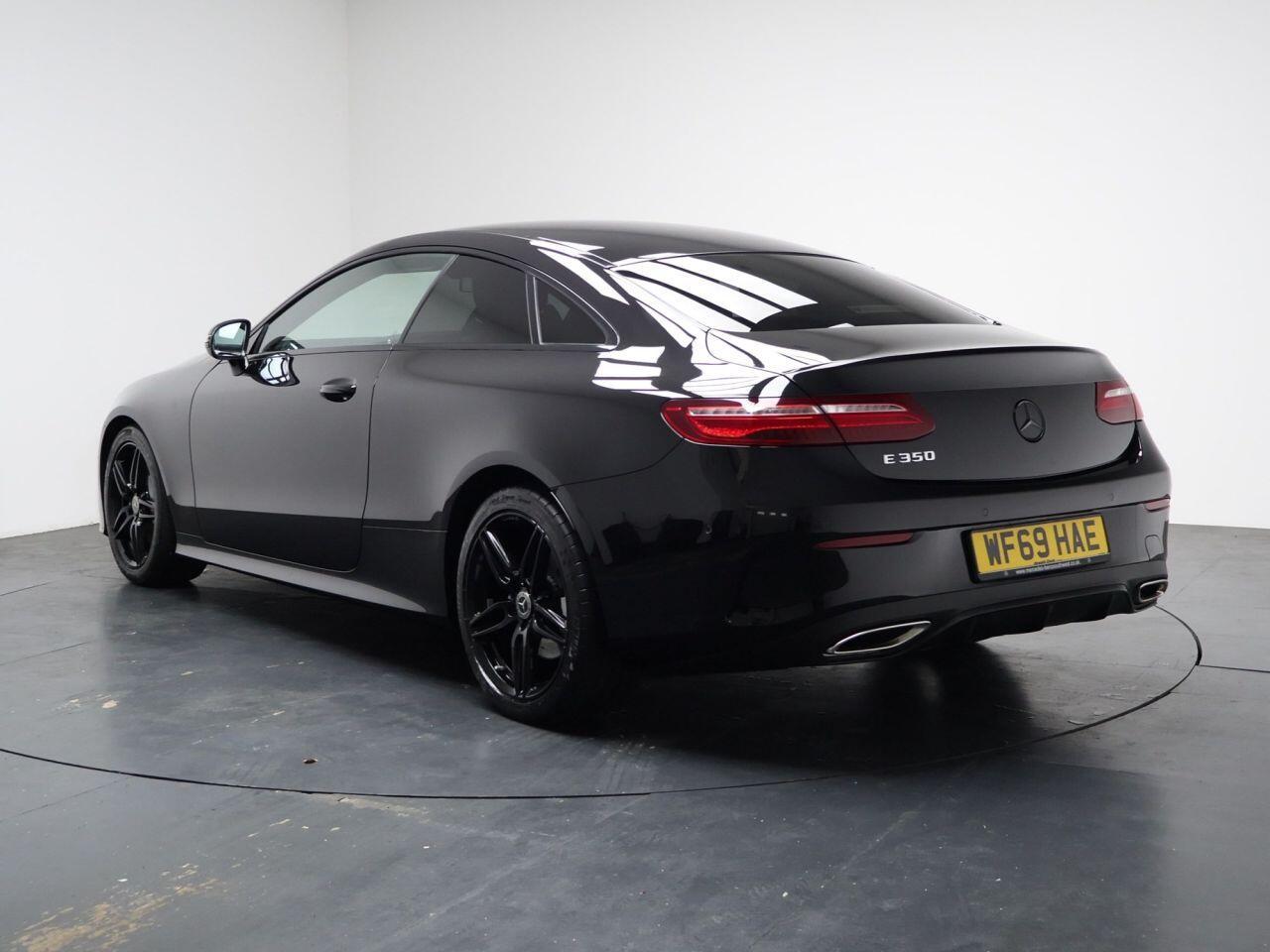 Mercedes-benz E Class - Image 9