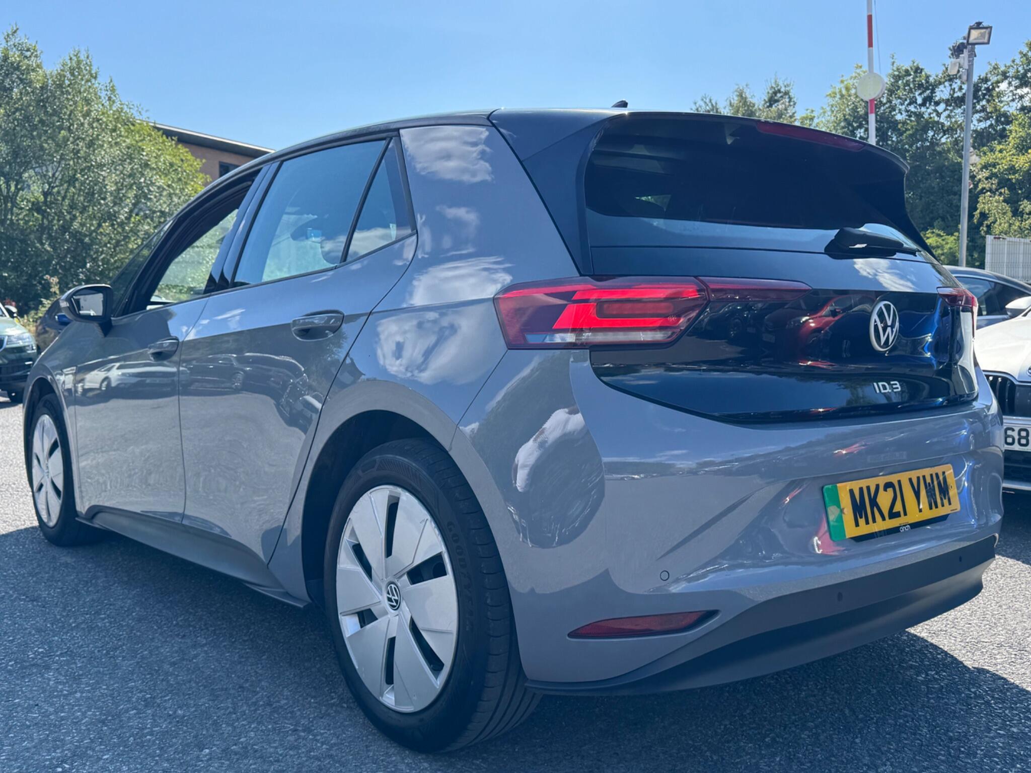 Volkswagen ID.3 - Image 12