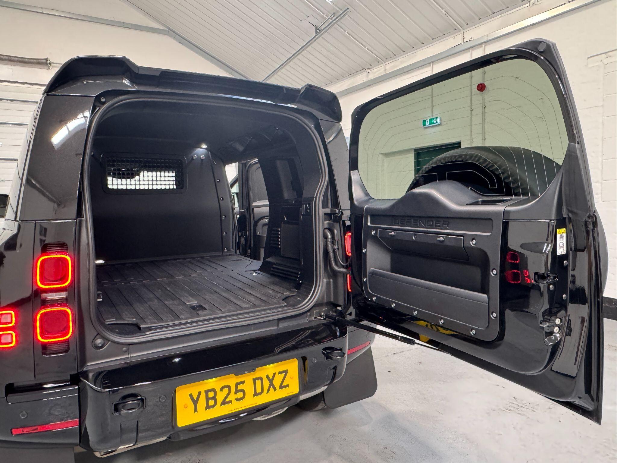 Land Rover Defender 110 - Image 46