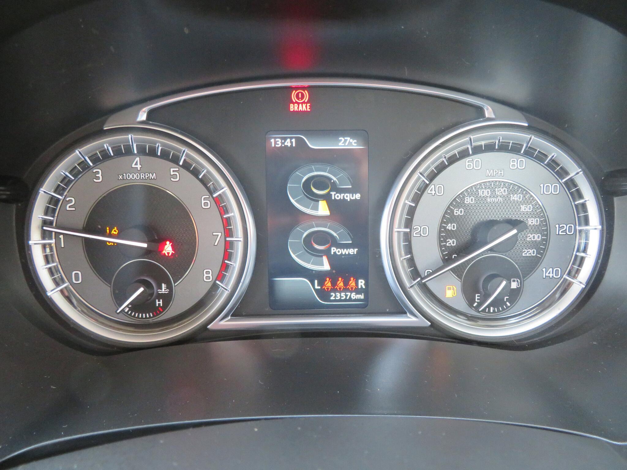 Suzuki Vitara - Image 15