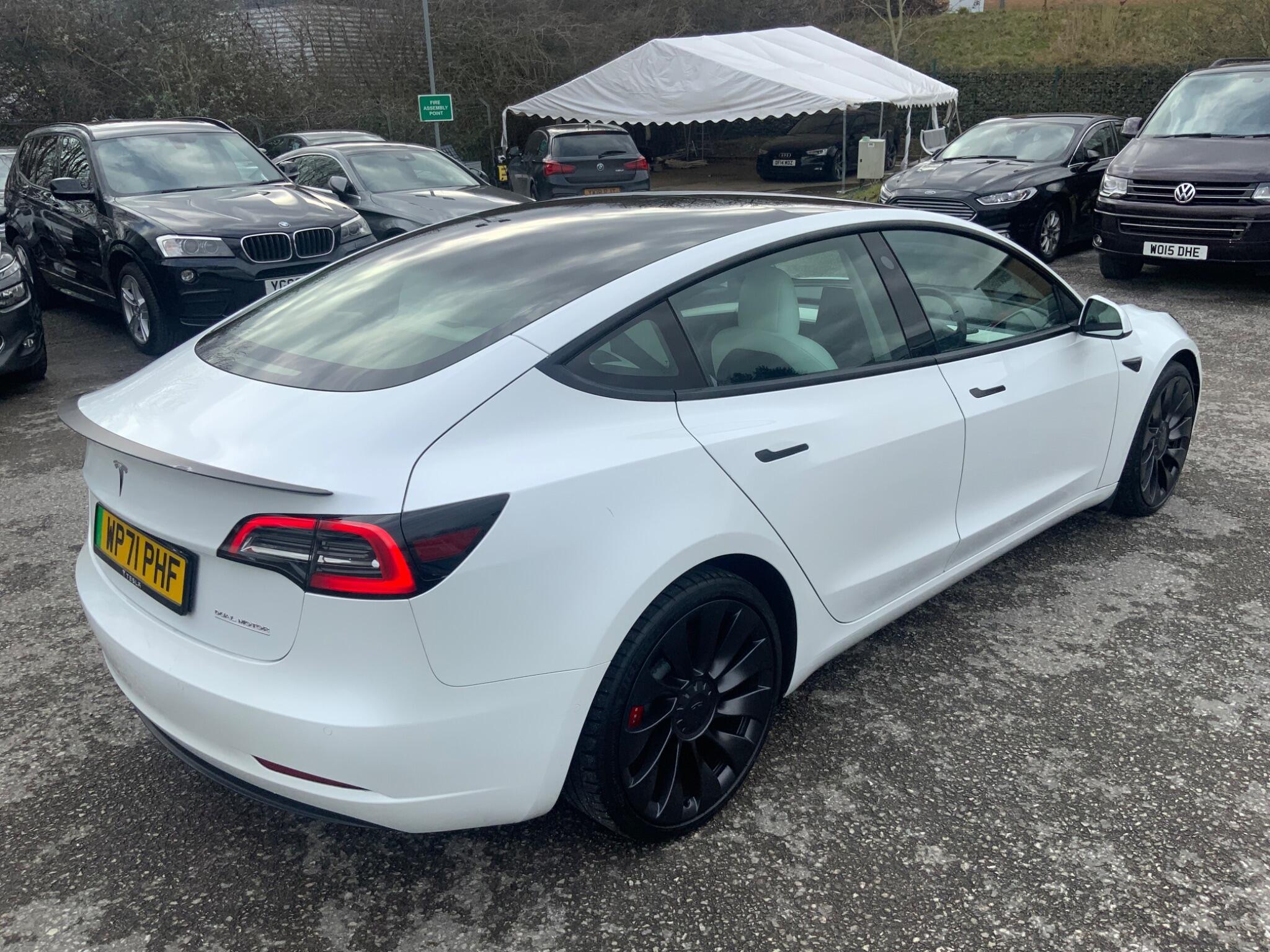 Tesla Model 3 - Image 20