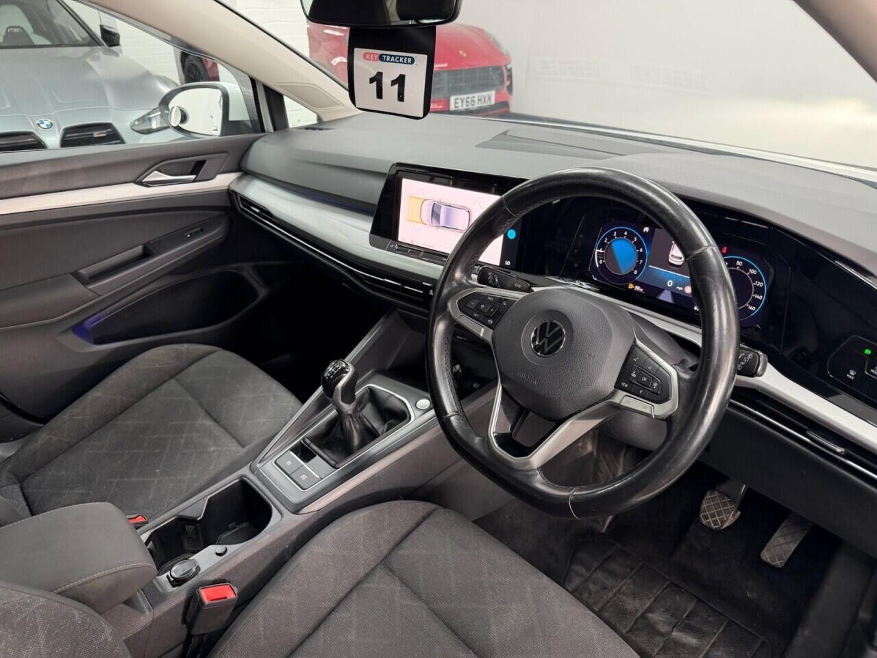 Volkswagen Golf - Image 15