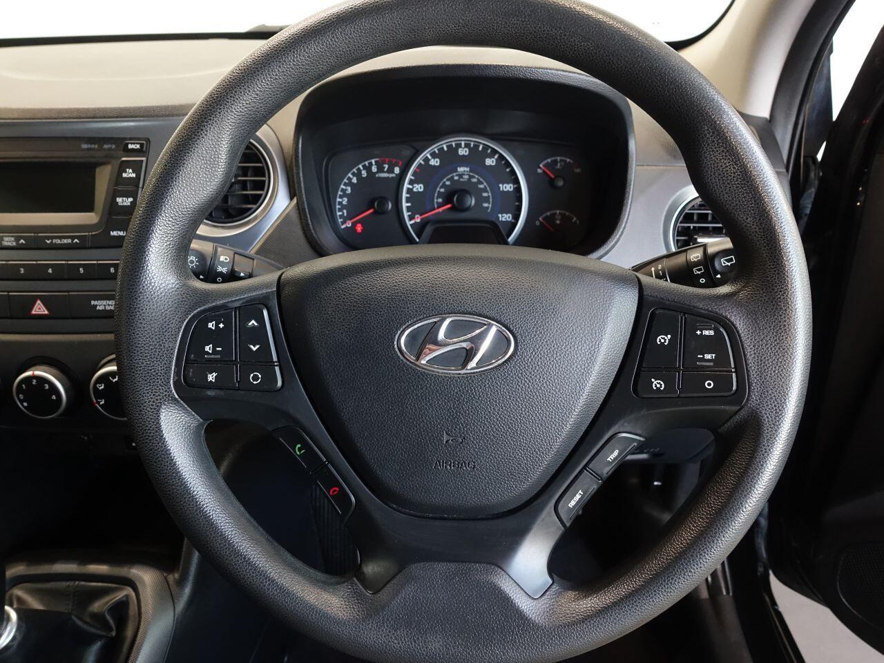 Hyundai i10 - Image 3
