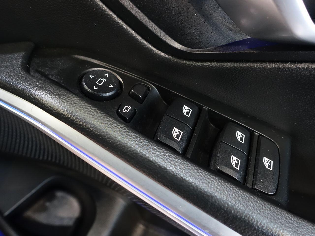 BMW 3 Series - Image 17