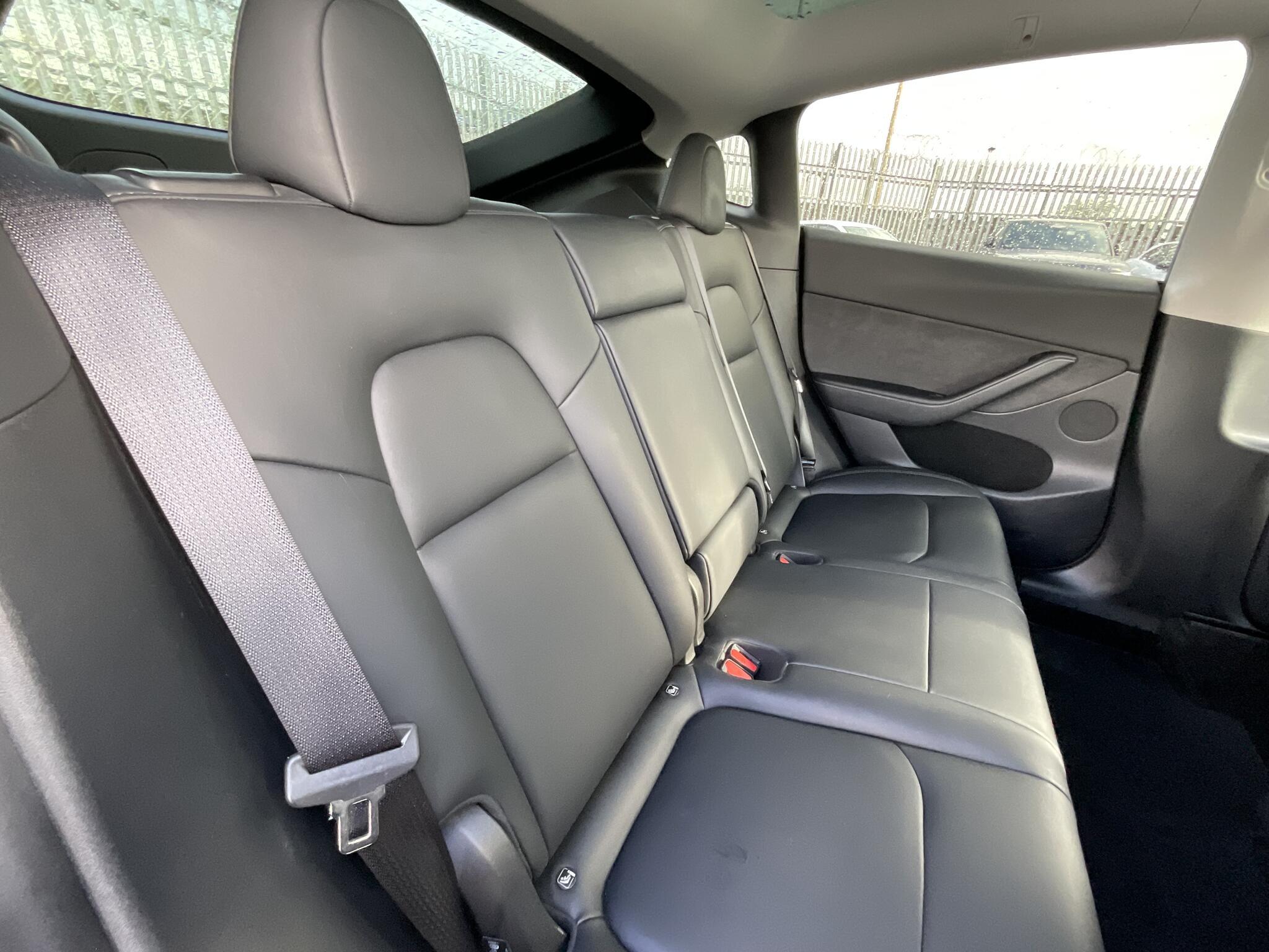 Tesla Model Y - Image 12