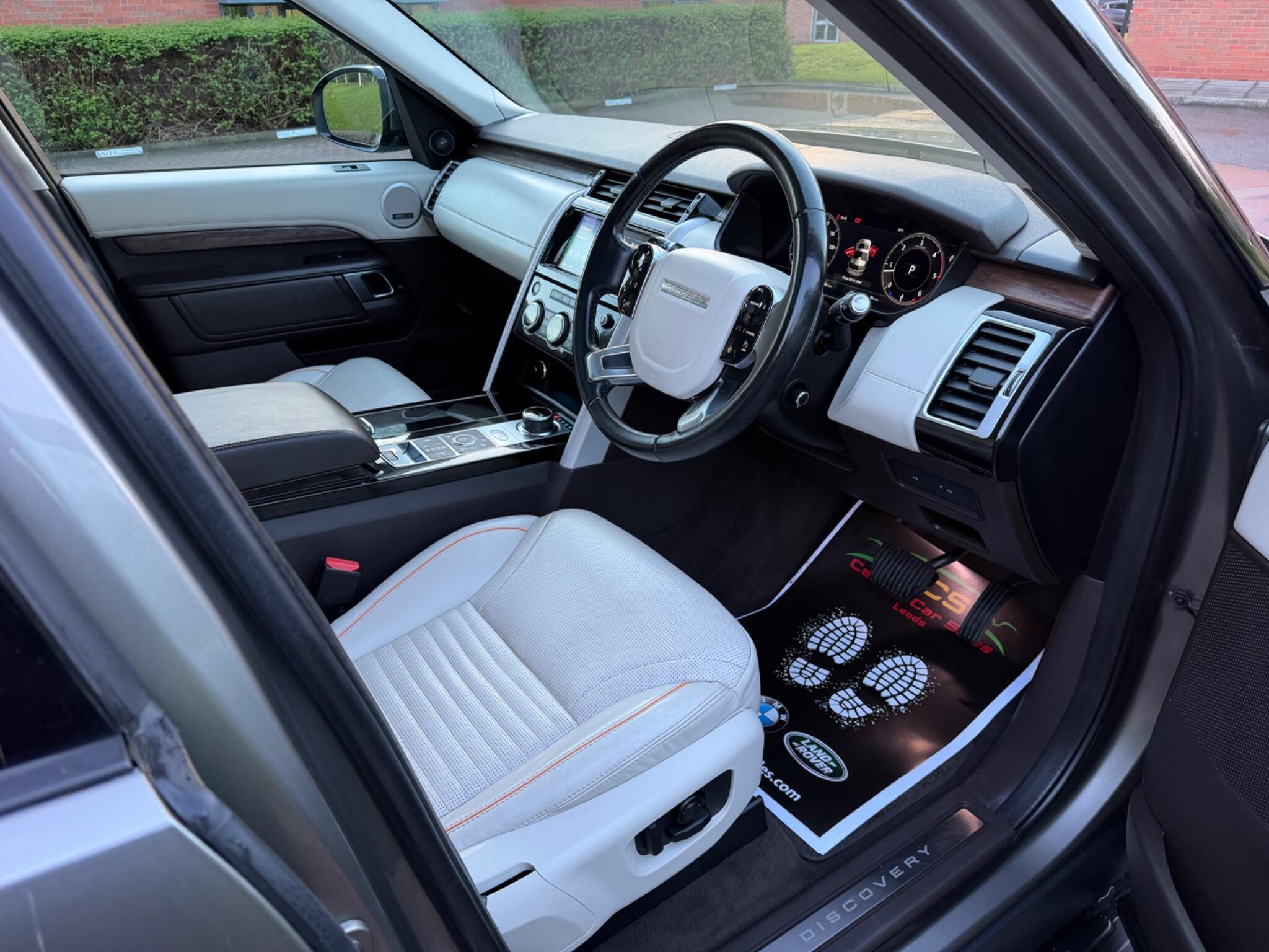 Land Rover Discovery - Image 34