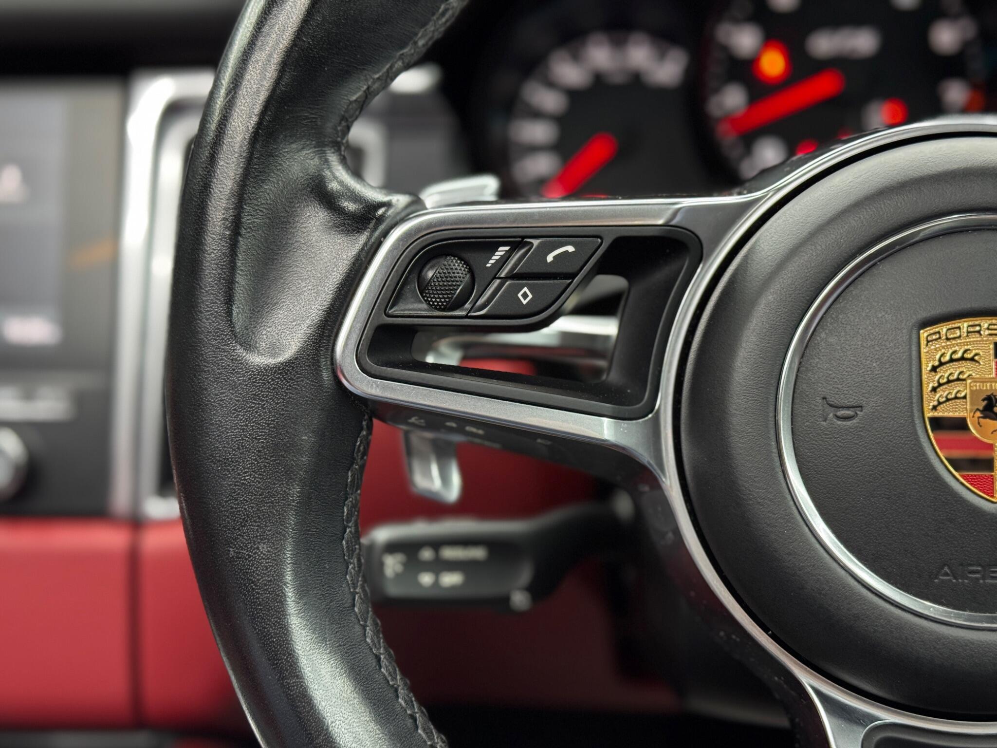 Porsche Macan - Image 20