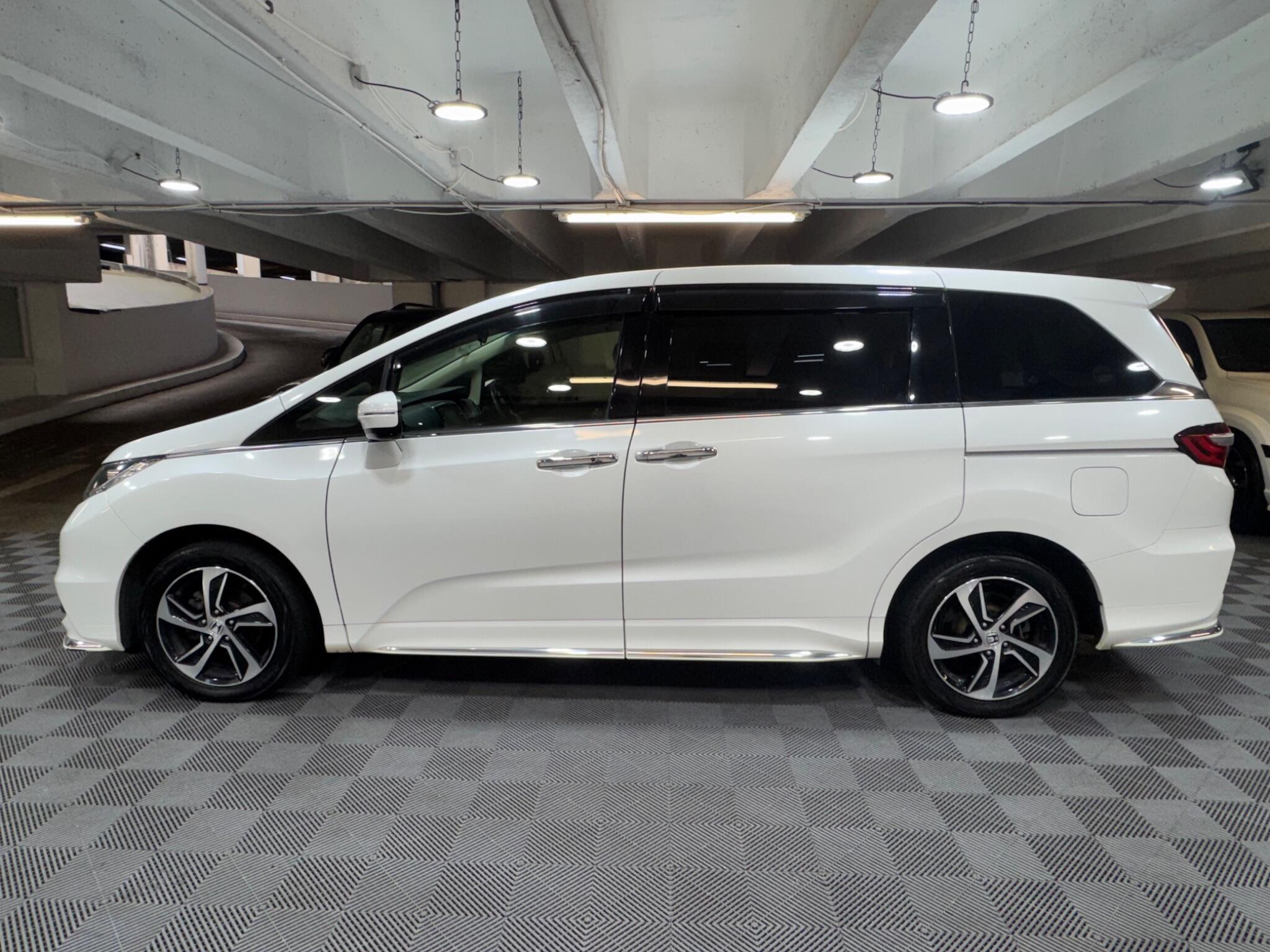 Honda Odyssey - Image 2
