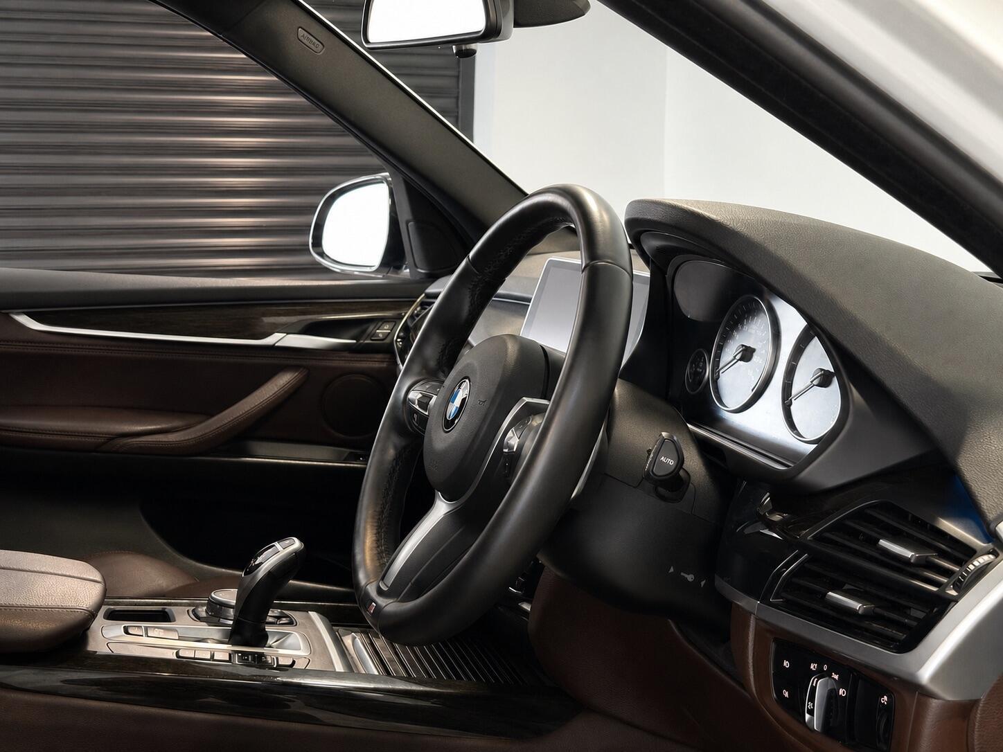 BMW X5 - Image 2