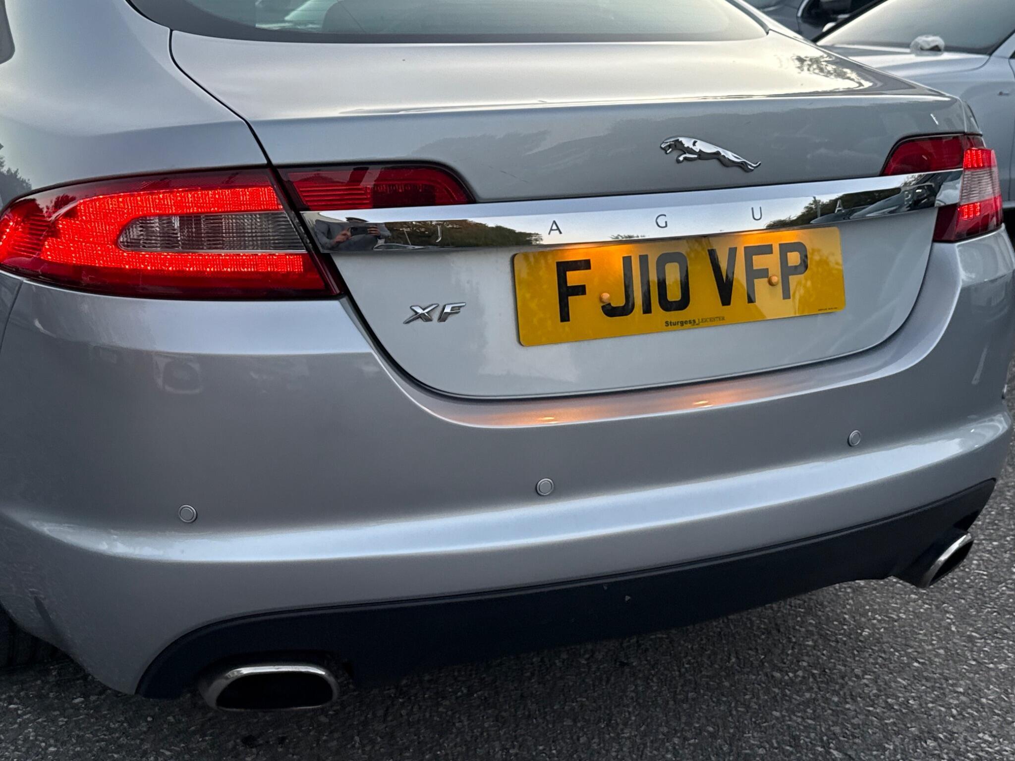 Jaguar XF - Image 43