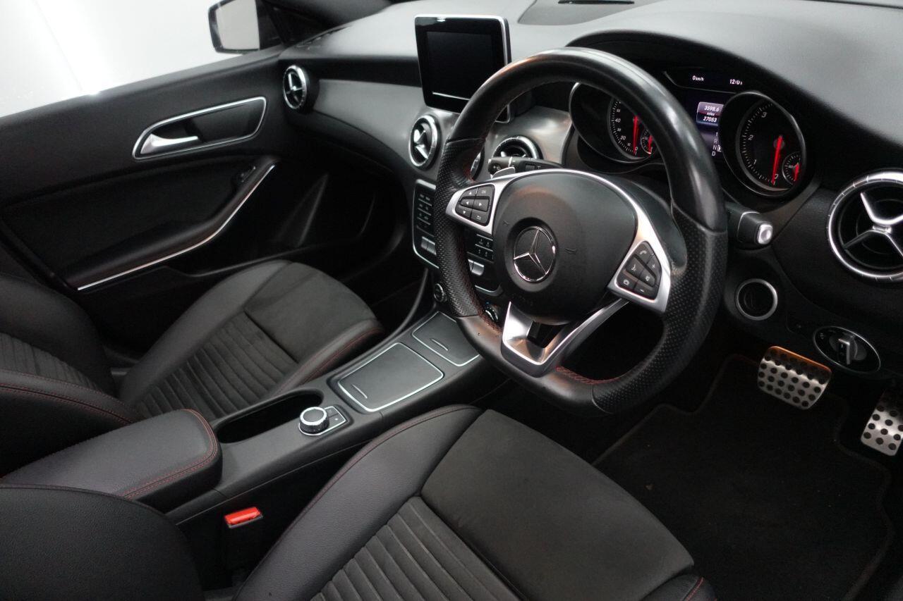 Mercedes-benz CLA - Image 15