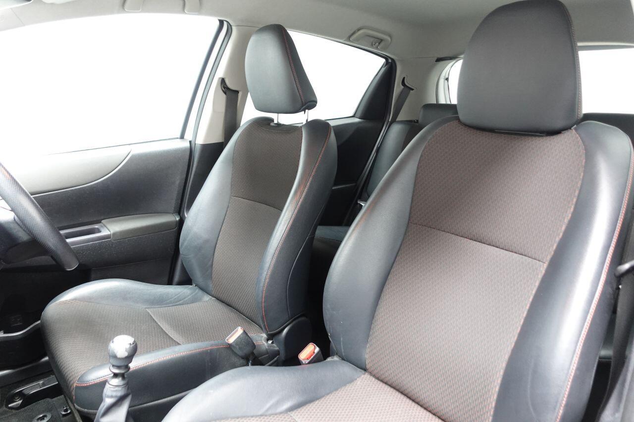 Toyota Yaris - Image 17
