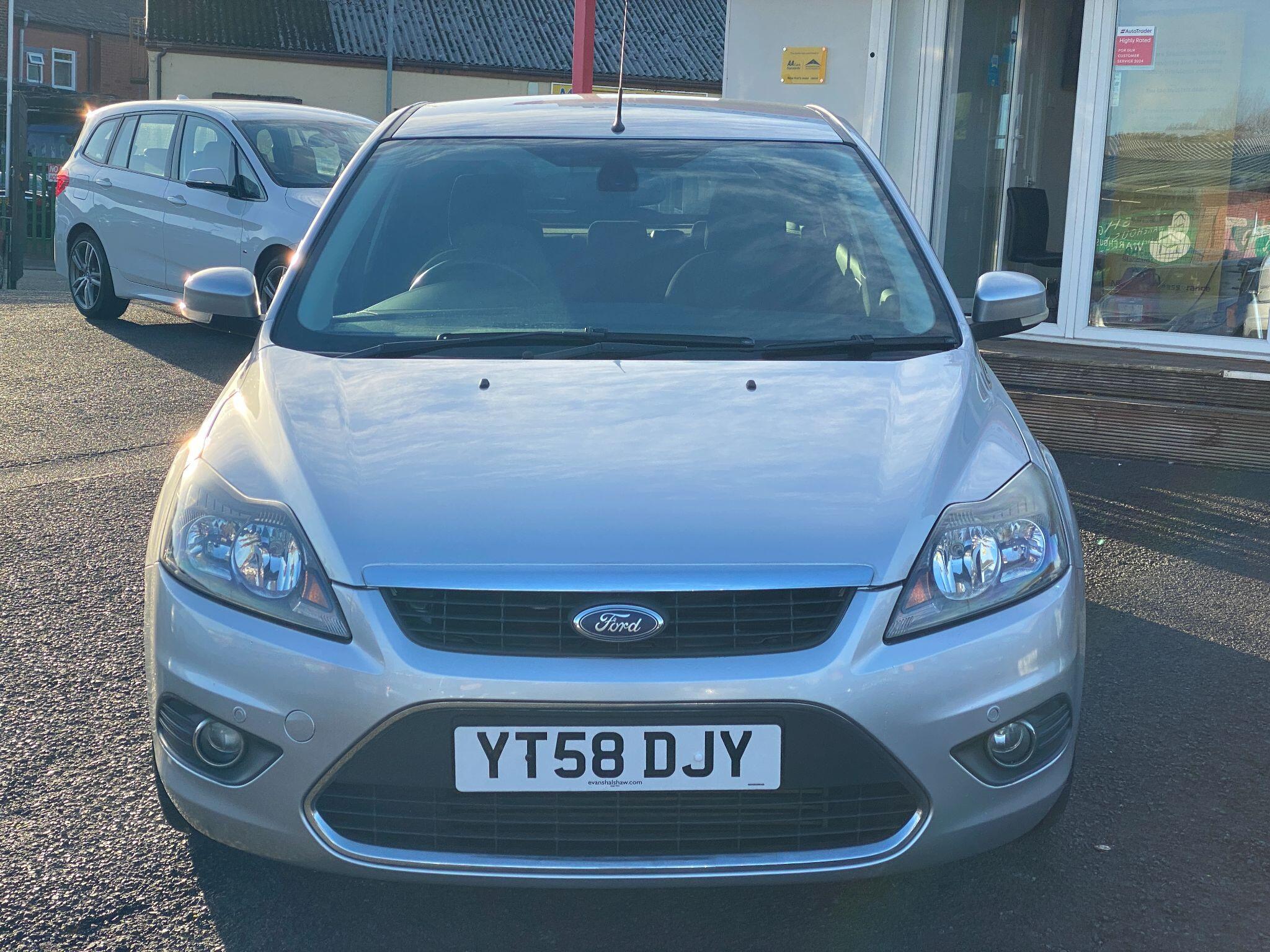 Ford Focus - Image 9