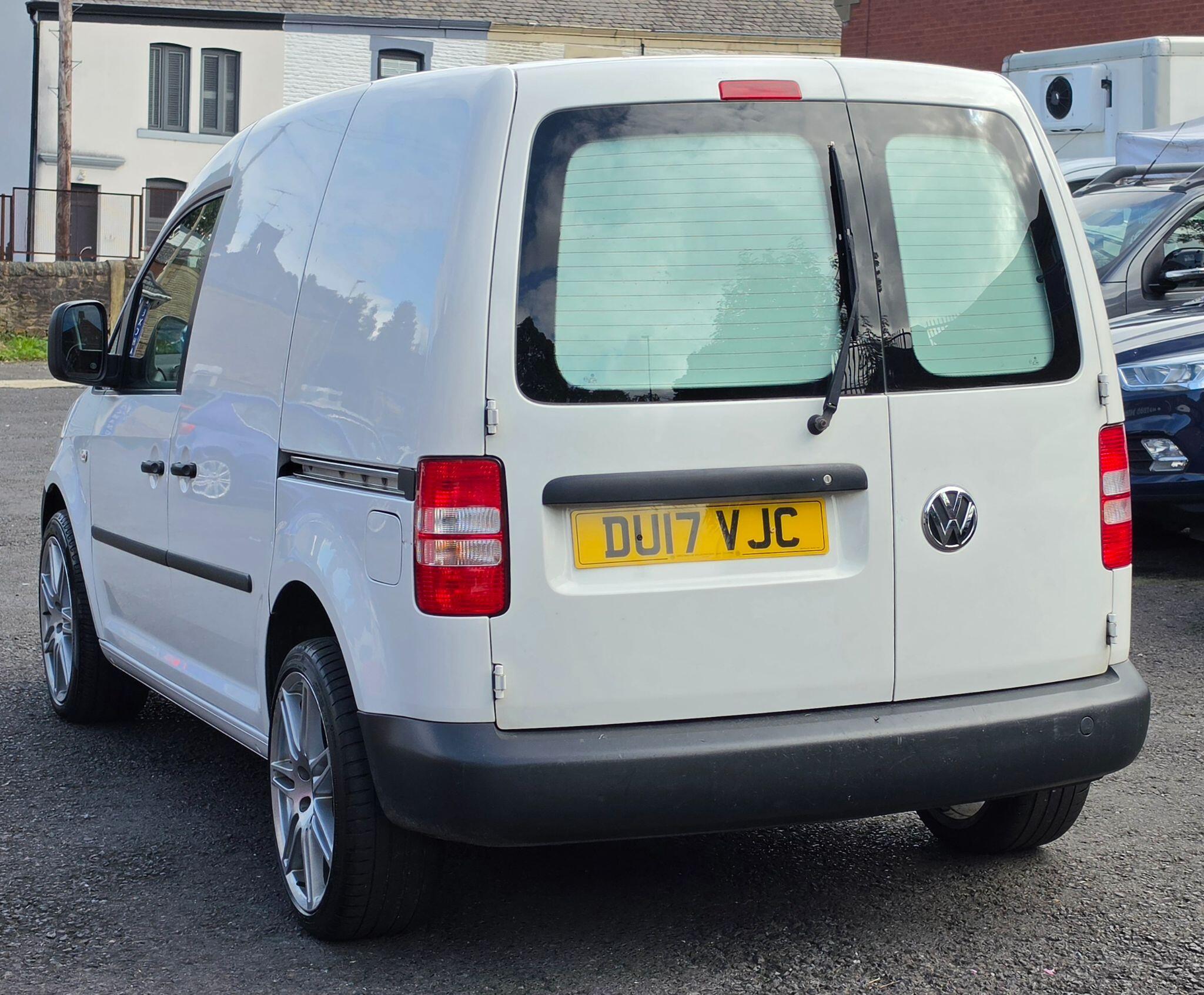 Volkswagen Caddy - Image 5