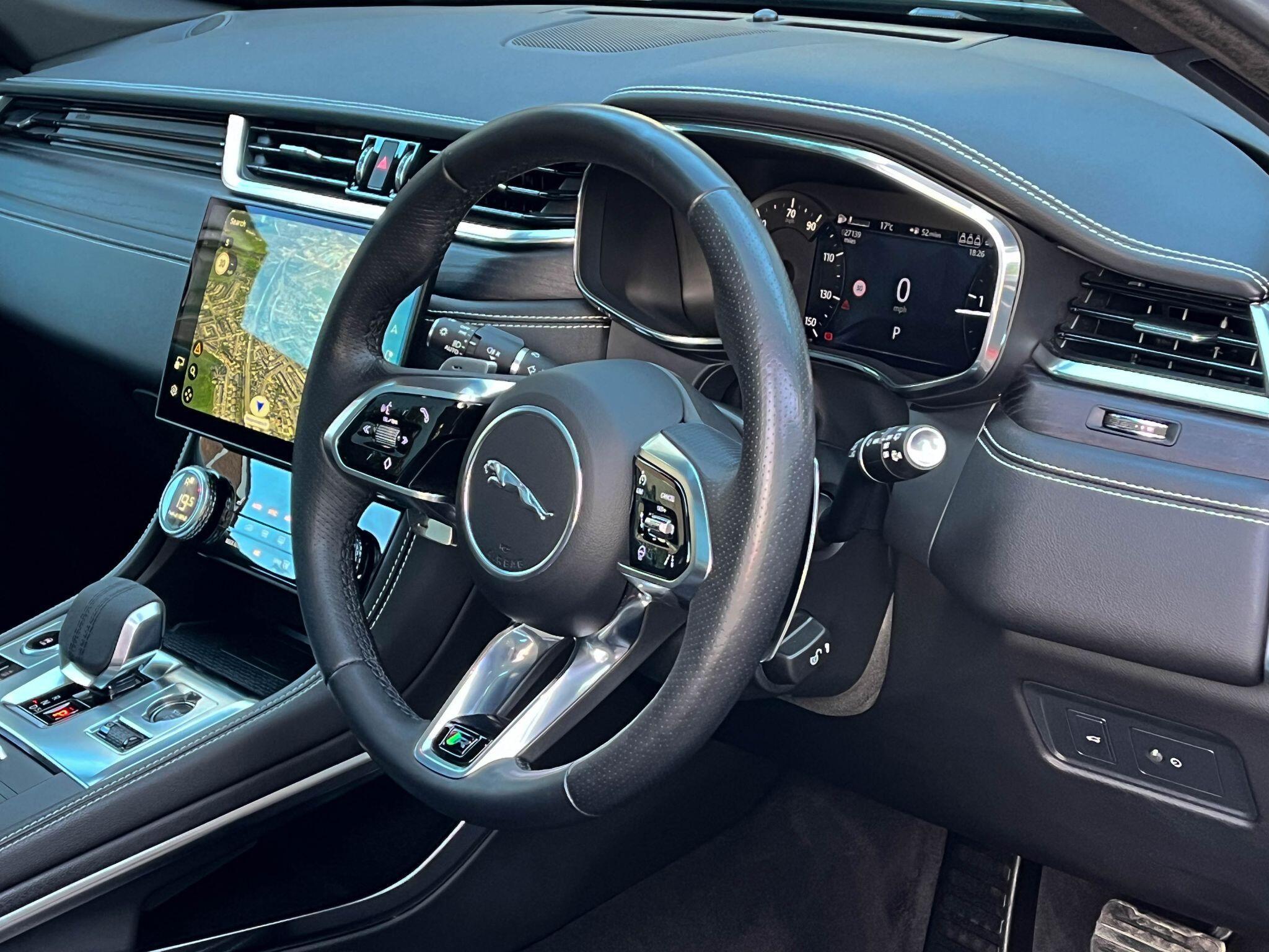 Jaguar F-Pace - Image 19