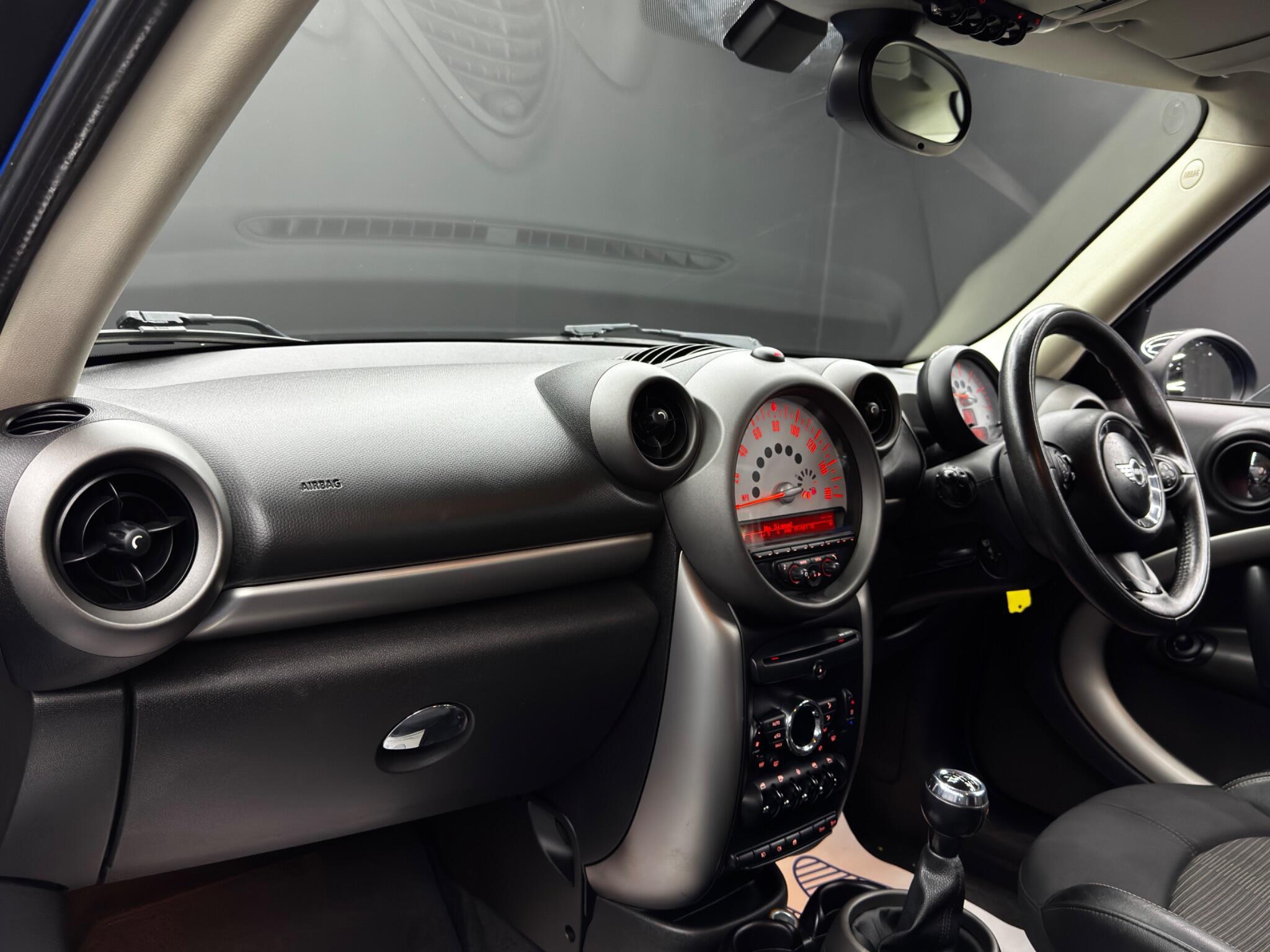 MINI Countryman - Image 11