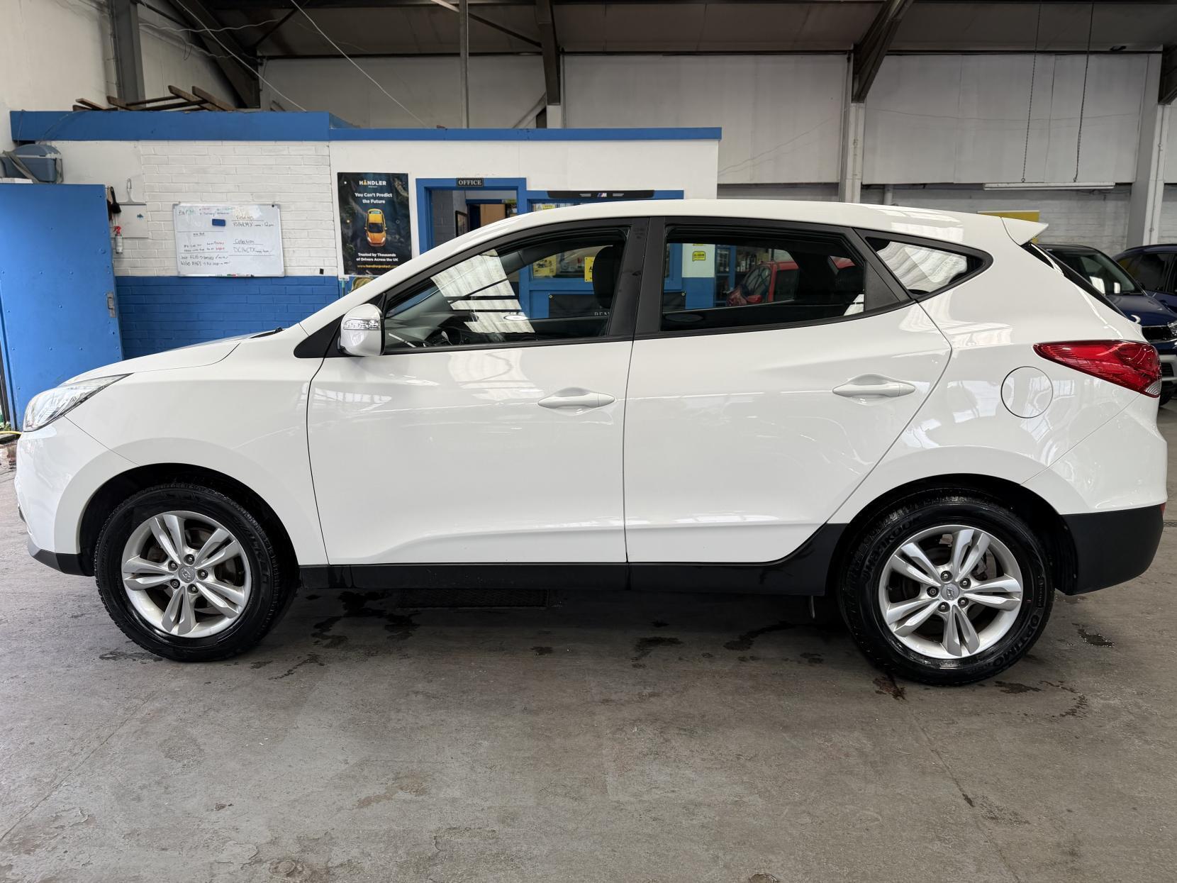 Hyundai ix35 - Image 6