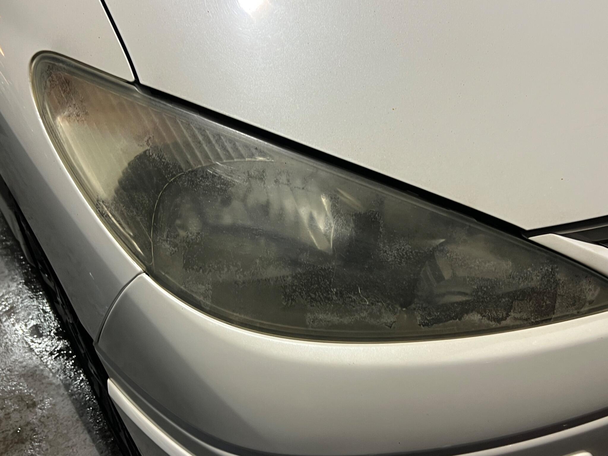 Toyota Estima - Image 31