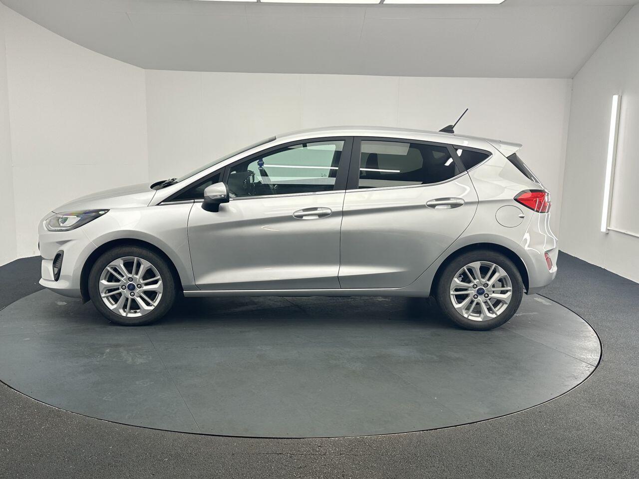 Ford Fiesta - Image 6
