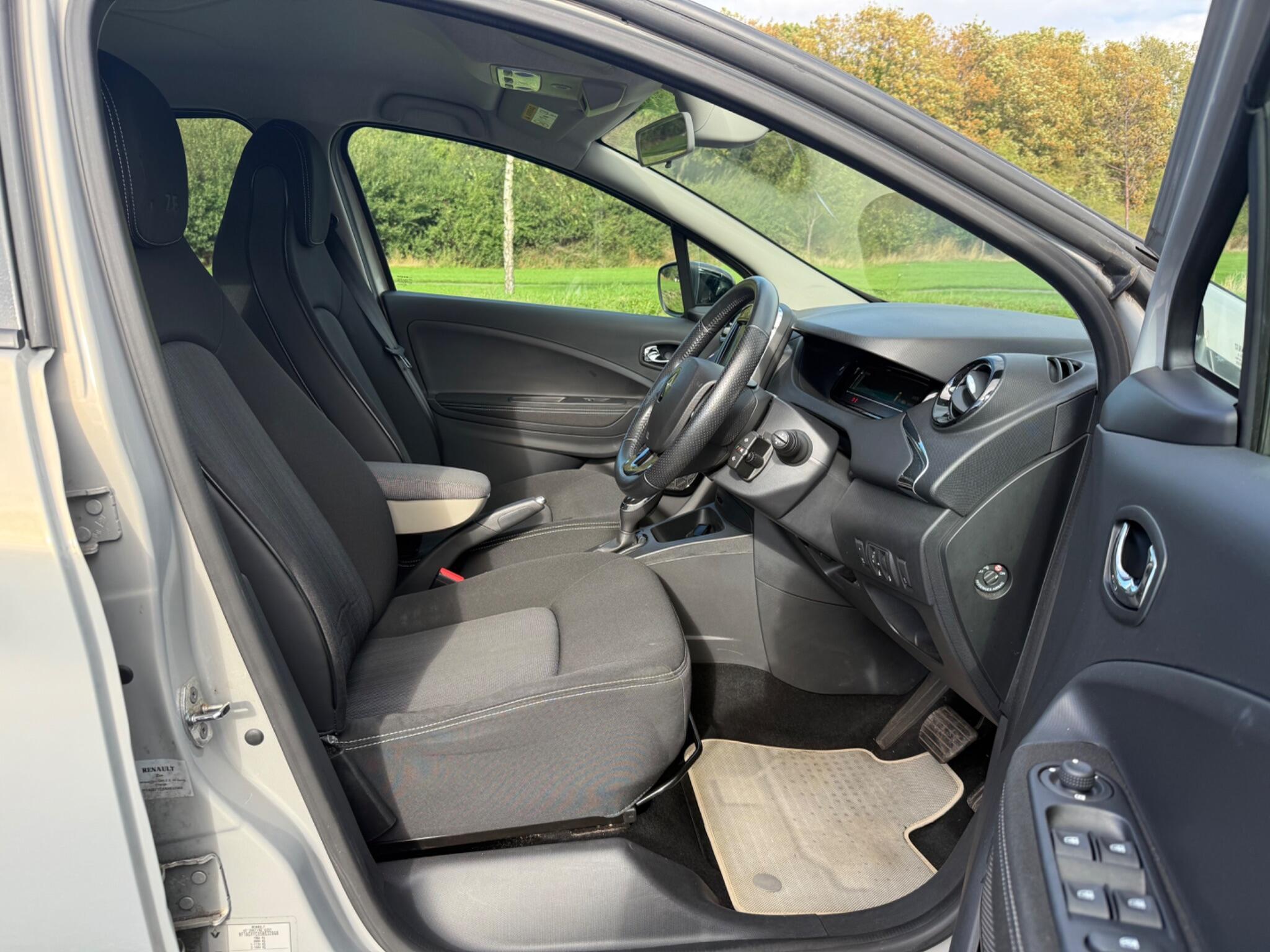 Renault Zoe - Image 15