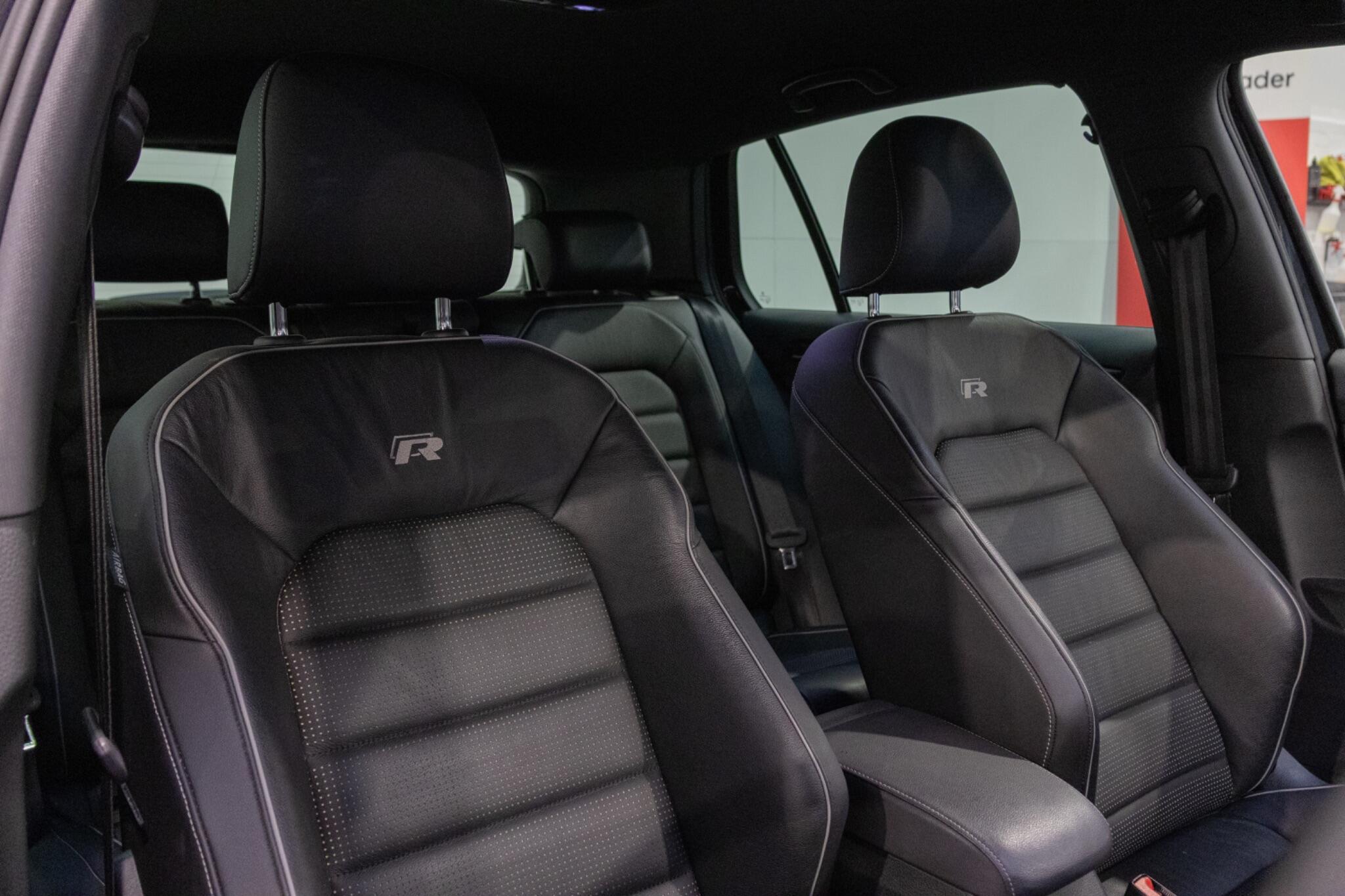 Volkswagen Golf - Image 13
