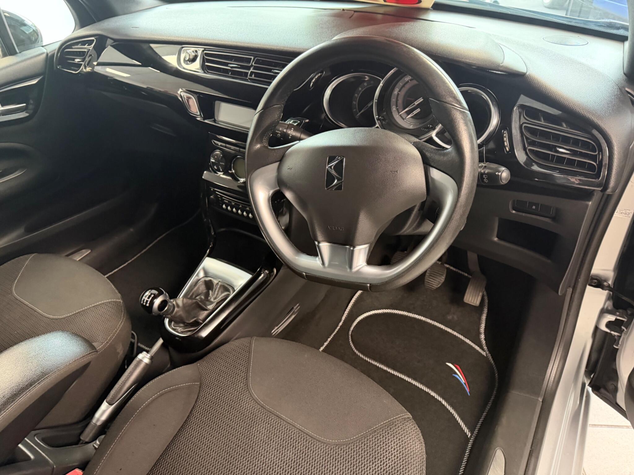 Citroen DS3 - Image 13