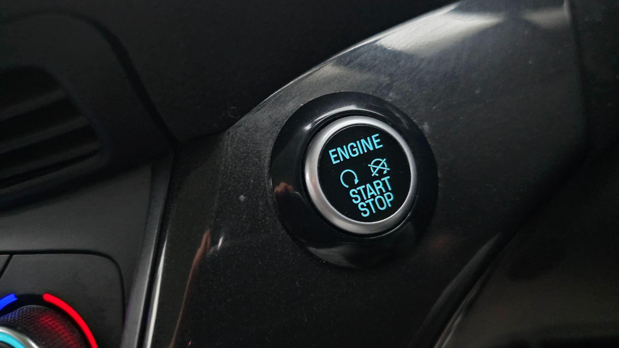 Ford Kuga - Image 33