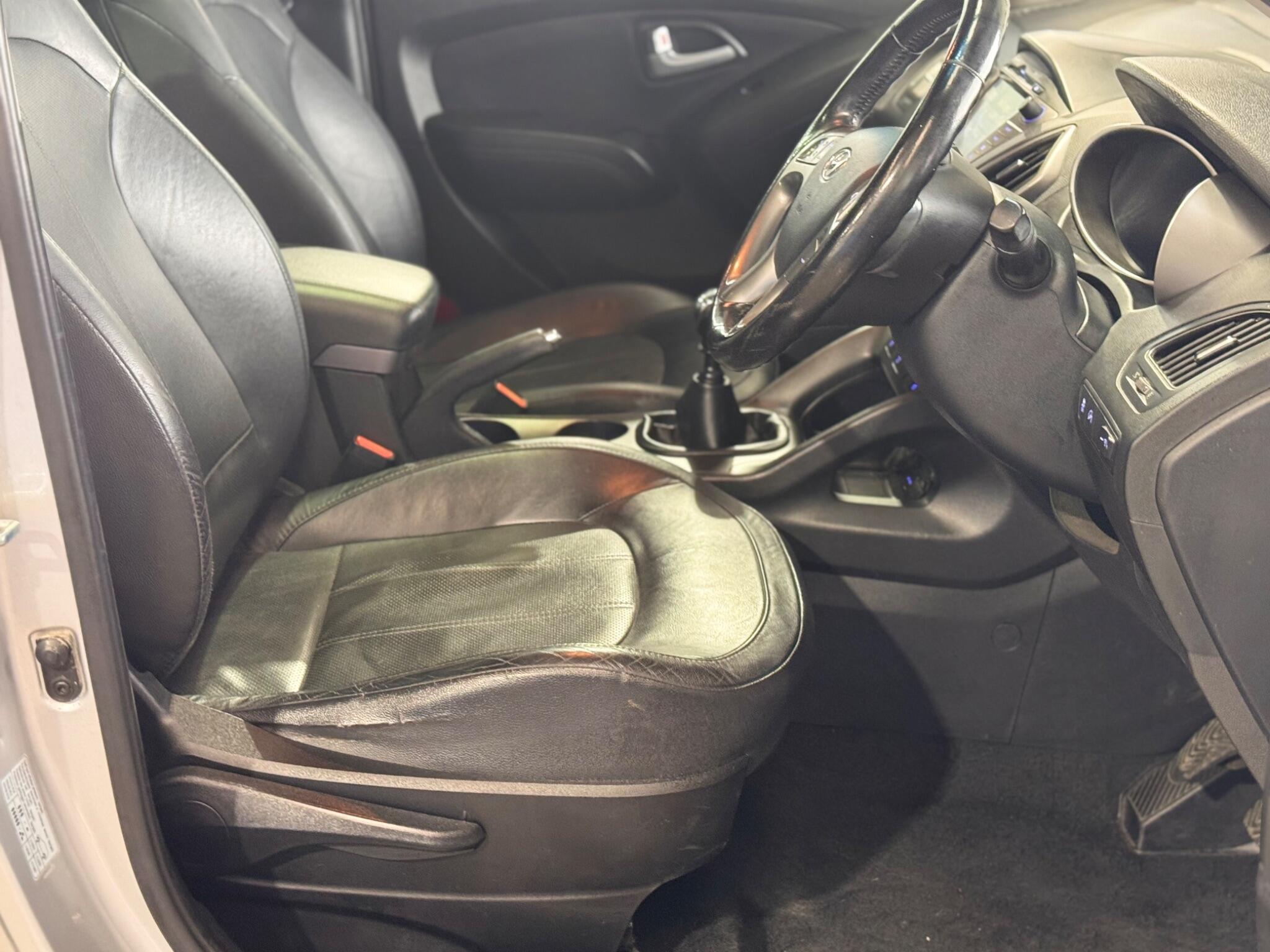 Hyundai ix35 - Image 16