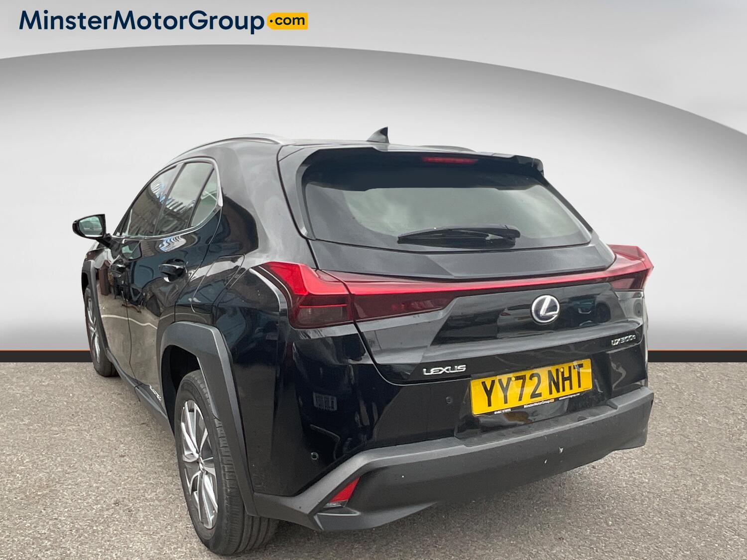 Lexus UX - Image 4