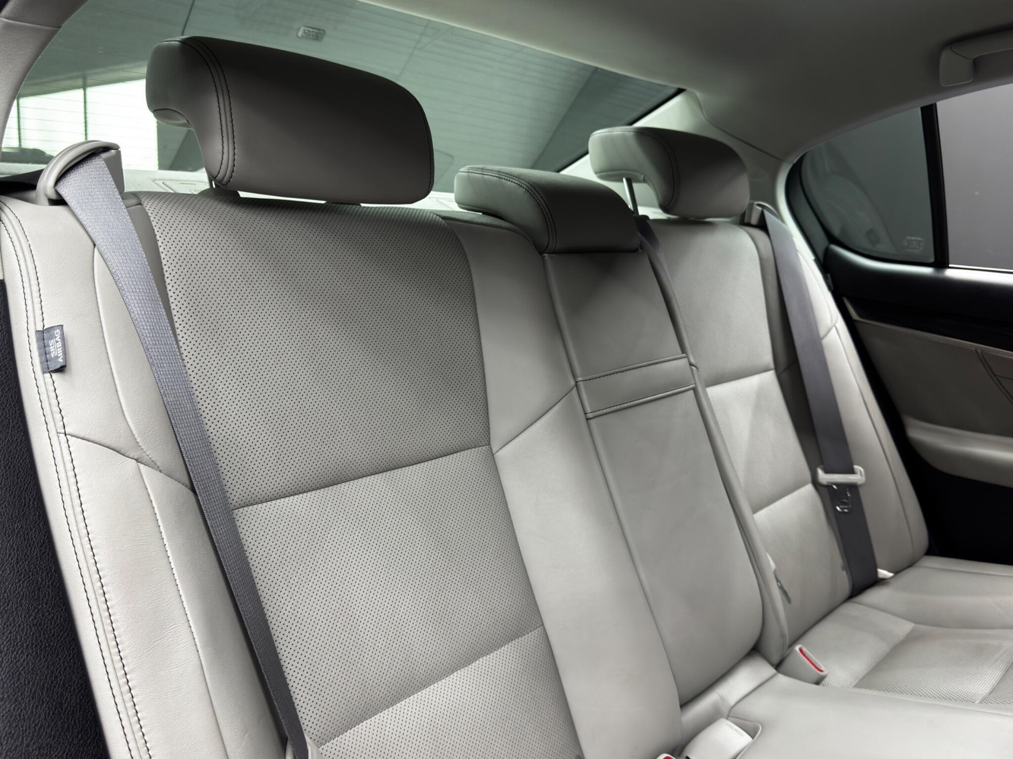 Lexus GS - Image 15