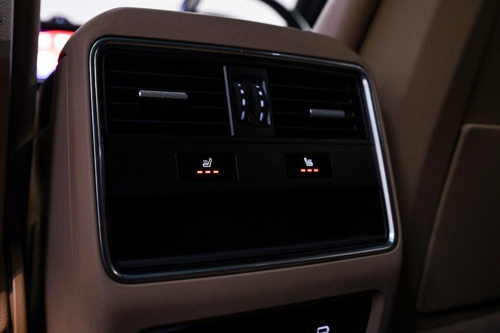 Porsche Cayenne - Image 23