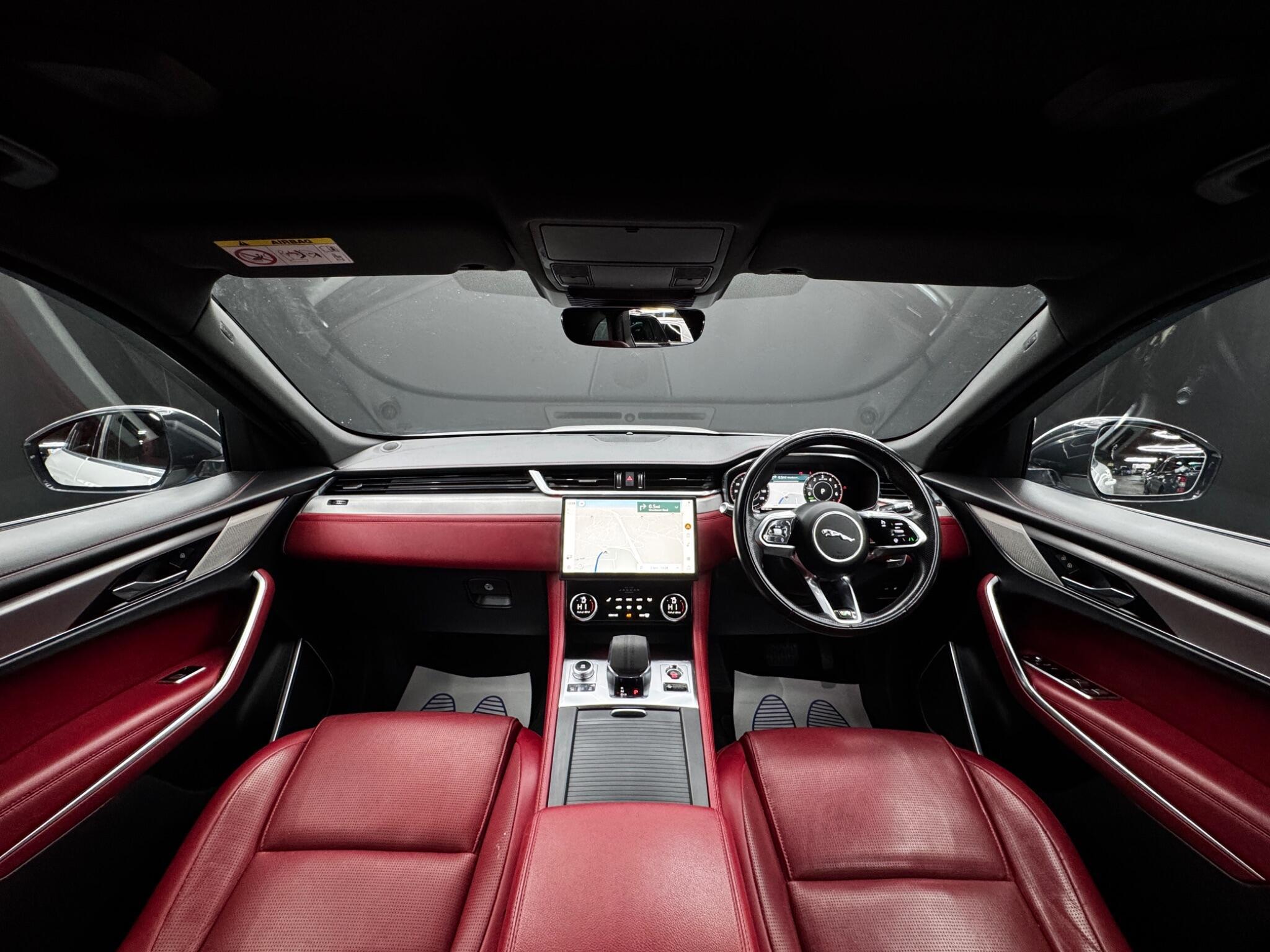 Jaguar F-Pace - Image 17