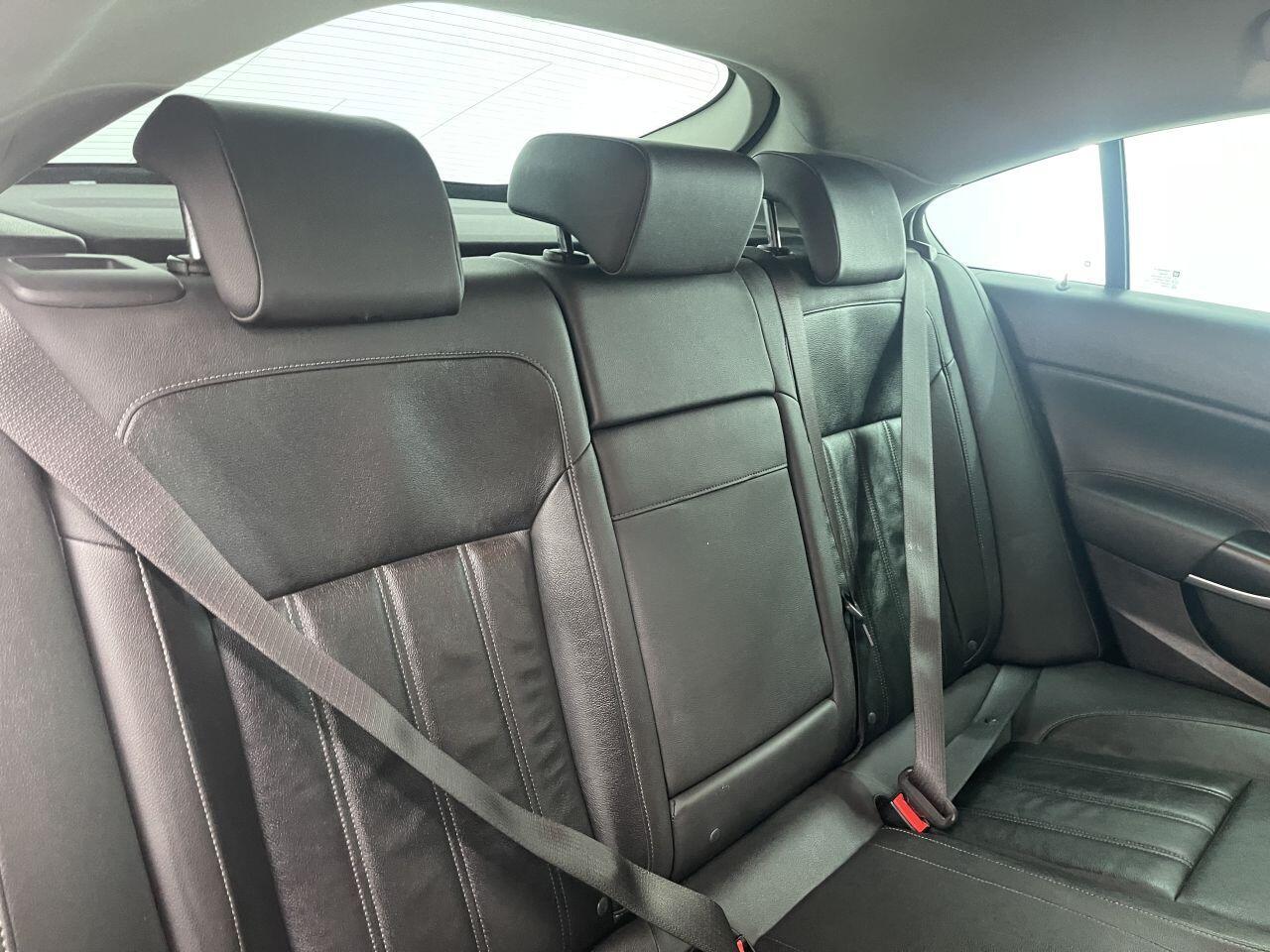 Vauxhall Insignia - Image 15