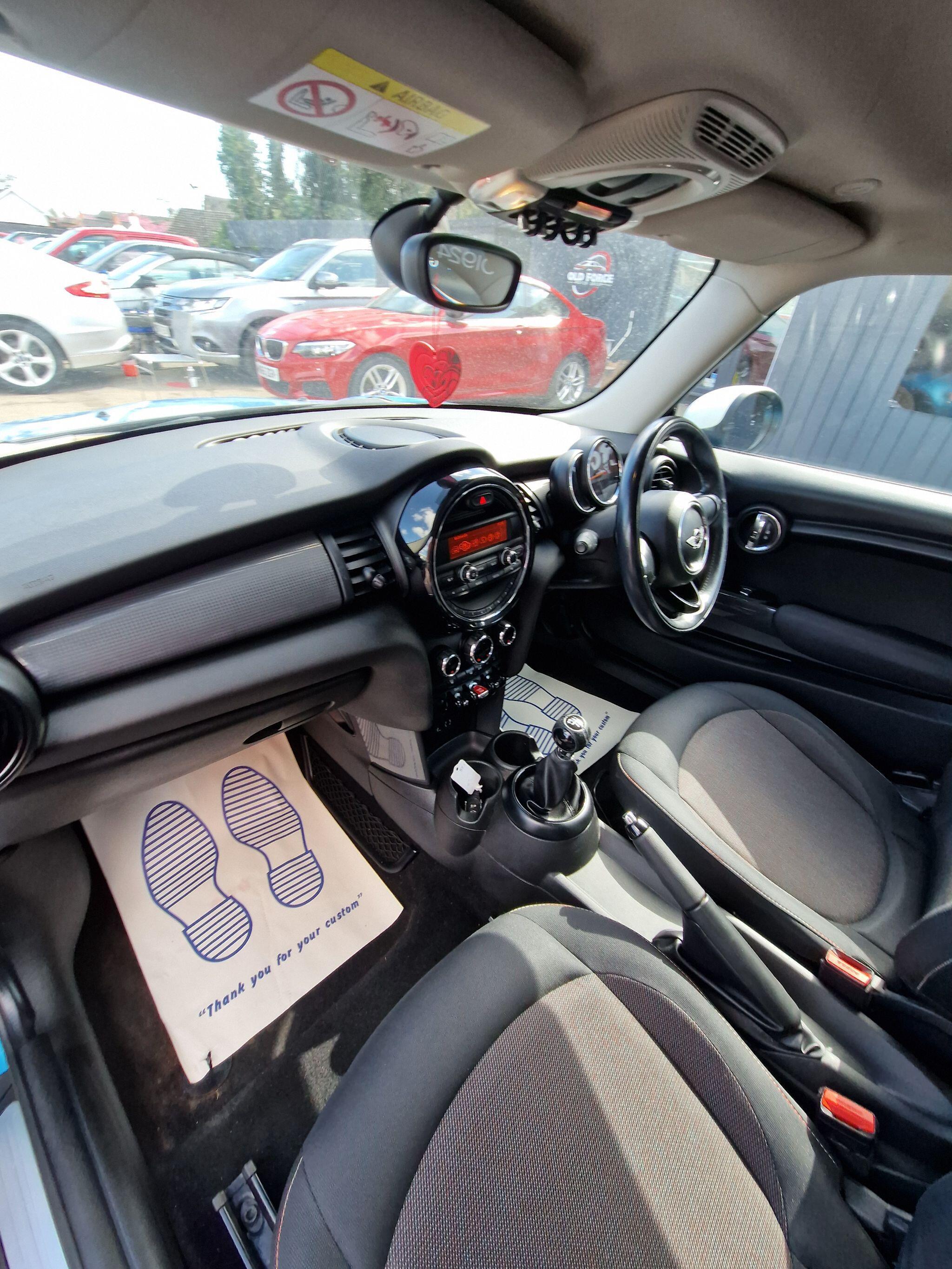 MINI Hatch - Image 33