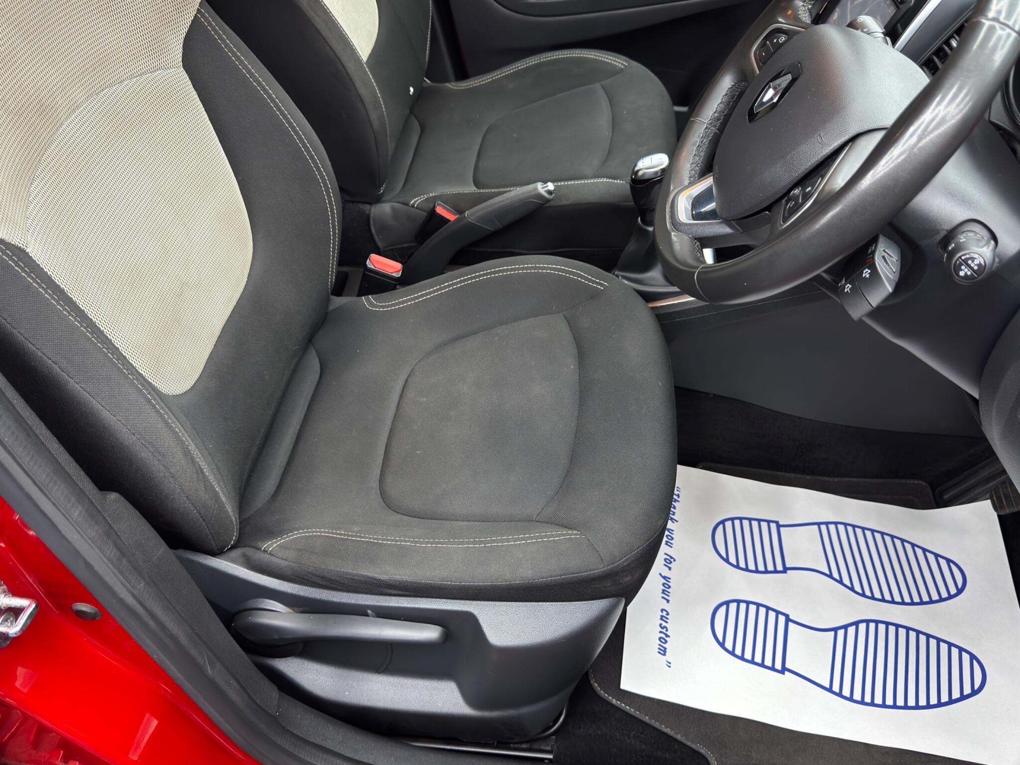 Renault Captur - Image 13