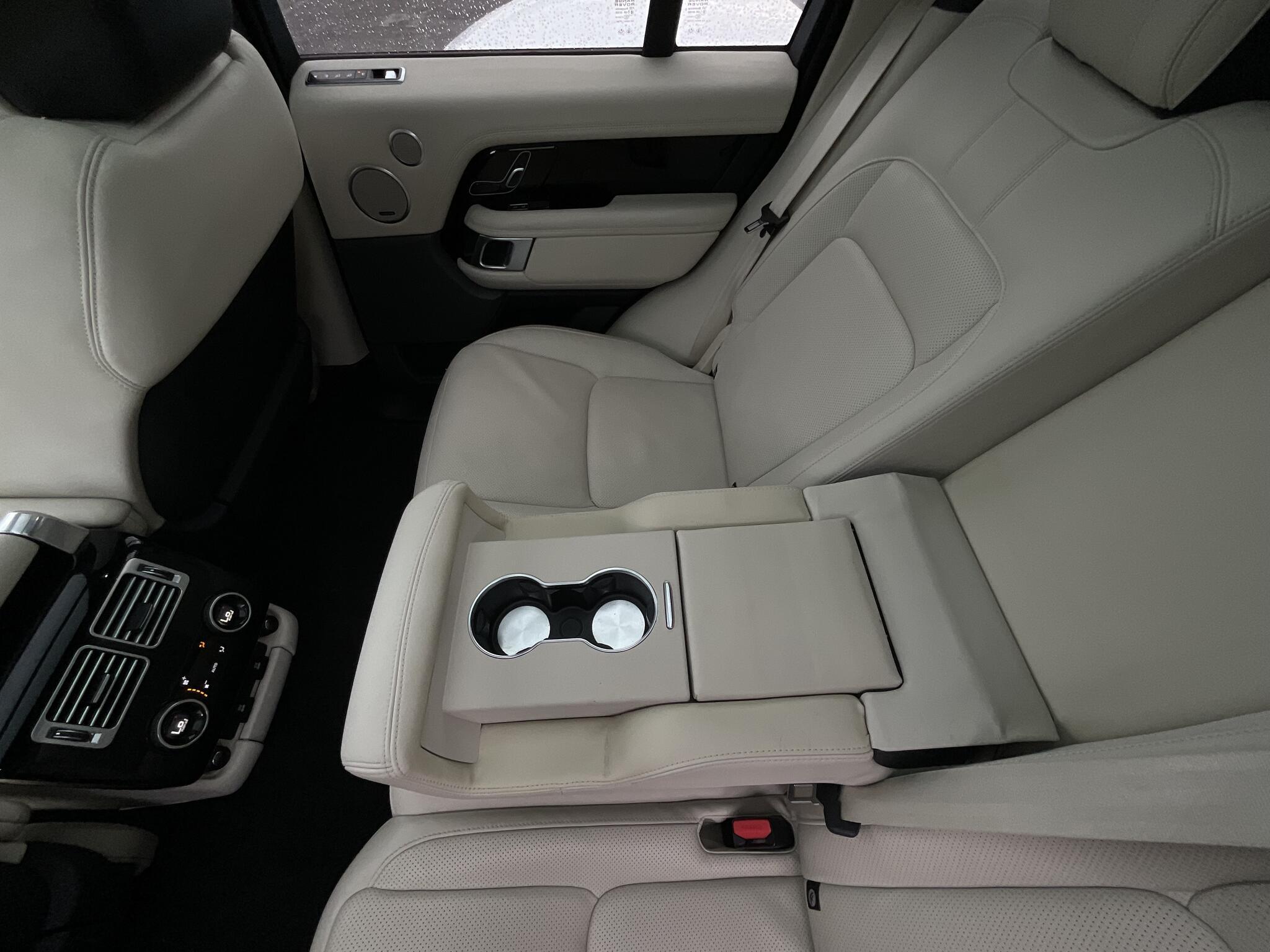 Land Rover Range Rover - Image 15