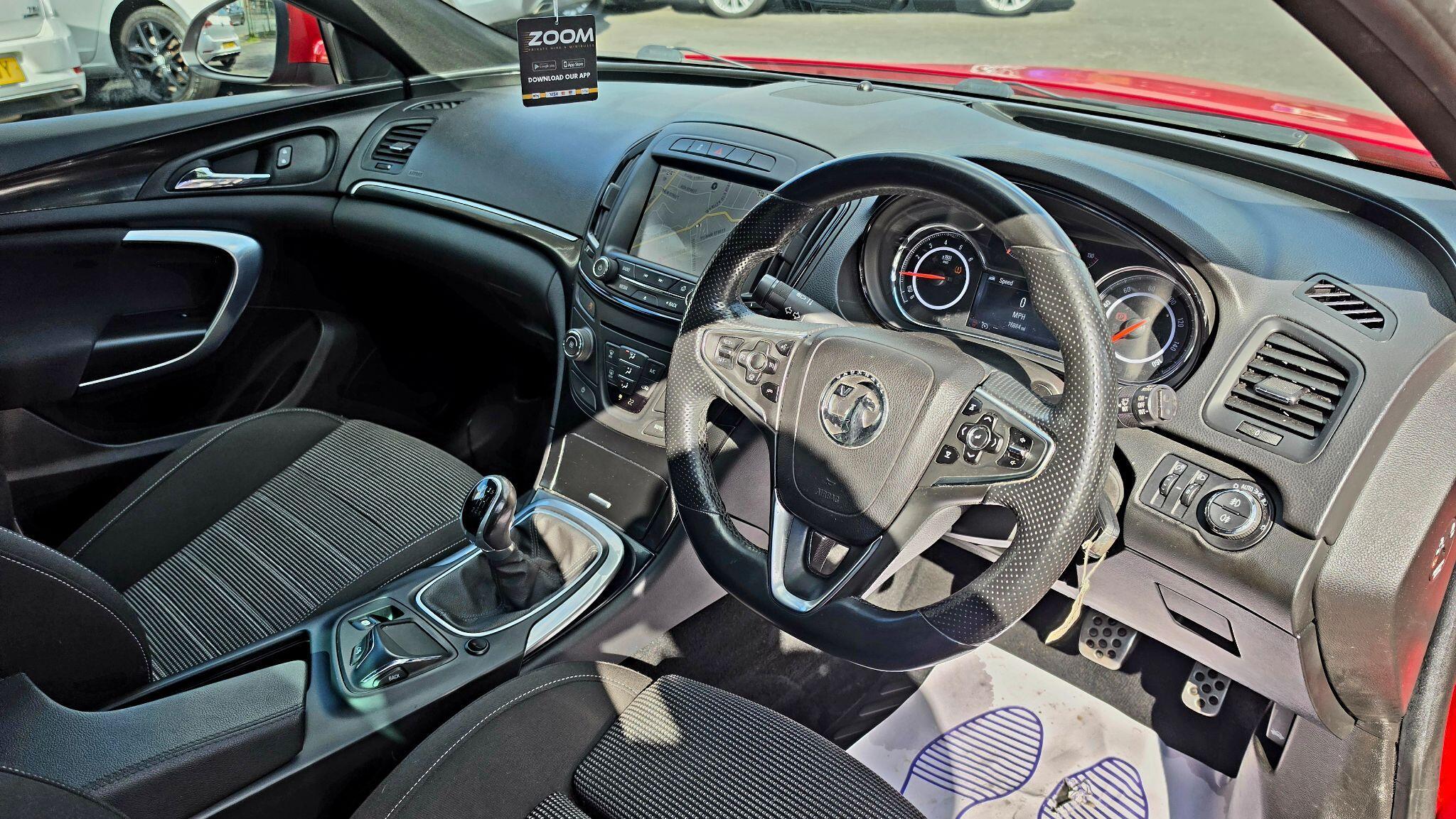 Vauxhall Insignia - Image 11