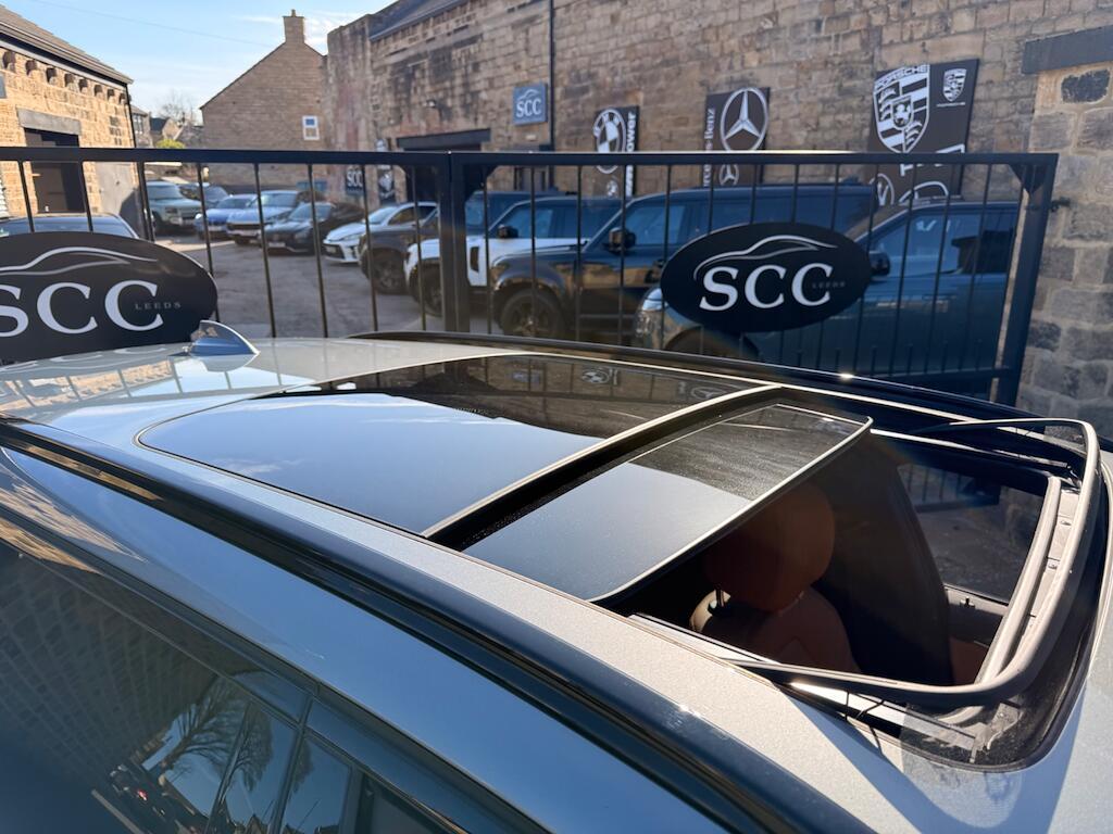 BMW 5 Series - Image 24