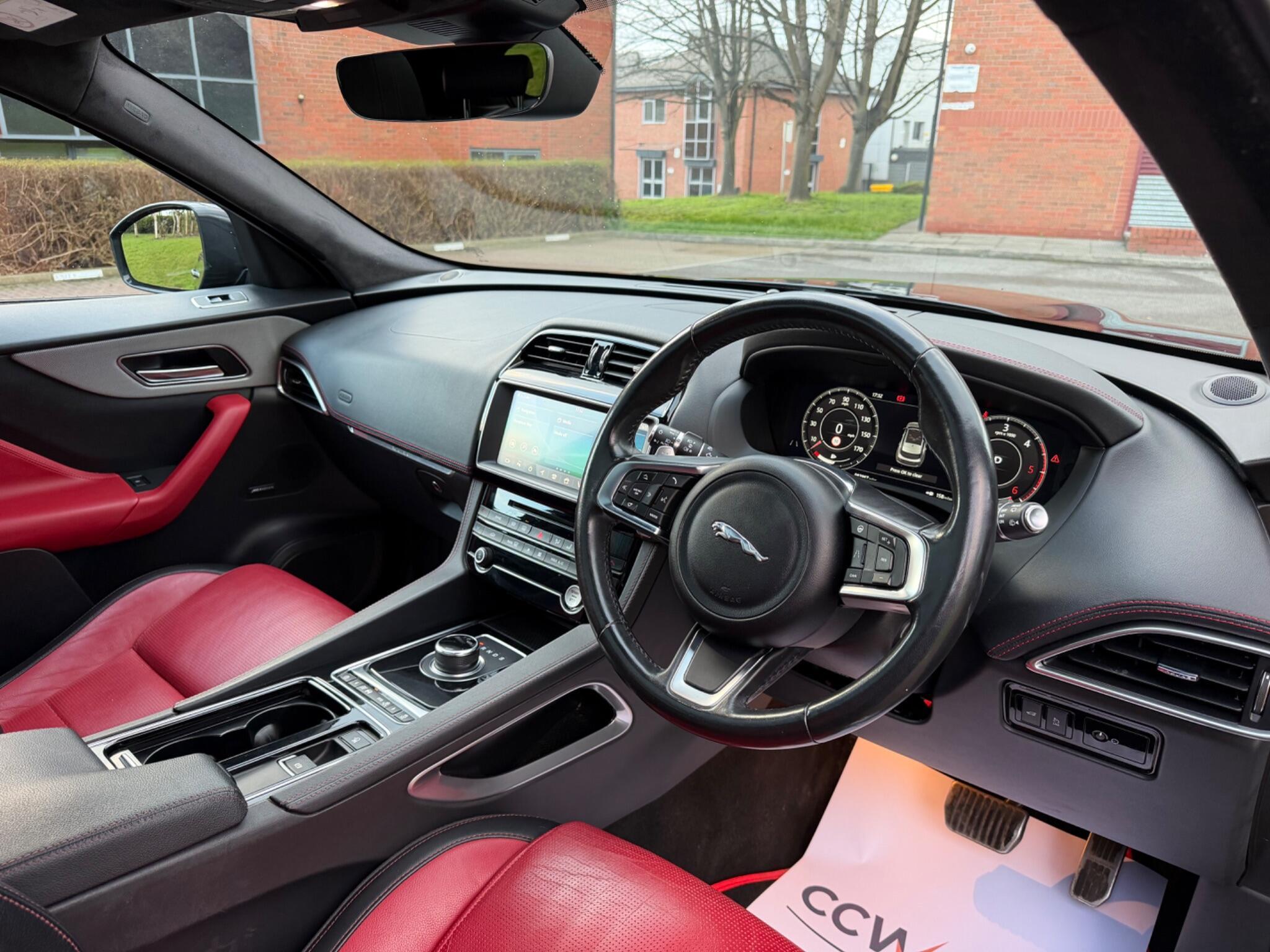 Jaguar F-Pace - Image 35