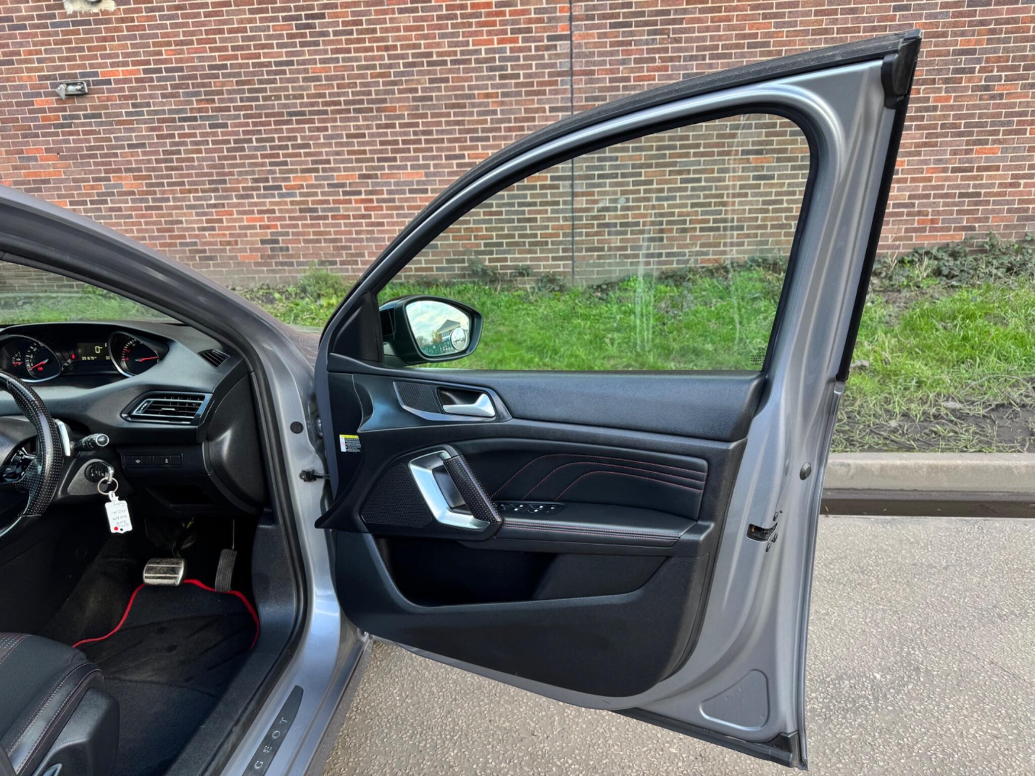 Peugeot 308 - Image 28