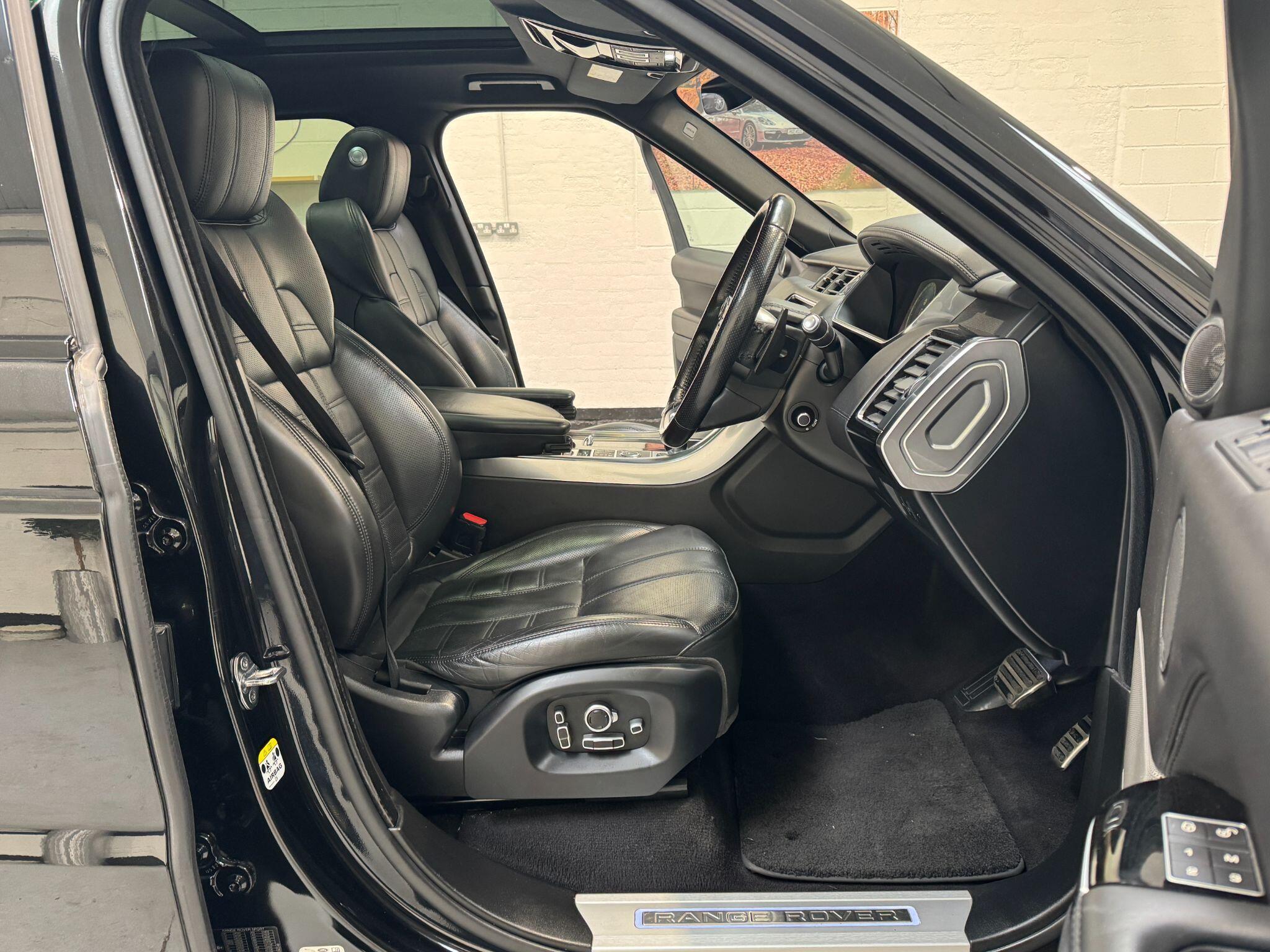 Land Rover RANGE ROVER SPORT - Image 18
